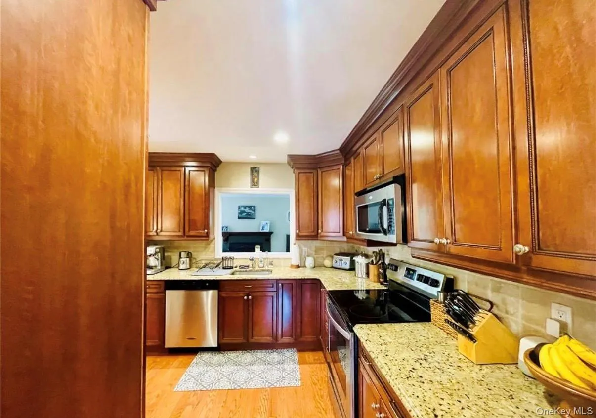 301 Kensington Way, Mount Kisco, NY, 2 Bedrooms Bedrooms, 6 Rooms Rooms,2 BathroomsBathrooms,Residential Lease,For Rent,Kensington,0,1009882 301 Kensington Way, Mount Kisco, NY, 2 Bedrooms Bedrooms, 6 Rooms Rooms,2 BathroomsBathrooms,Residential Lease,For Rent,Kensington,0,1009882