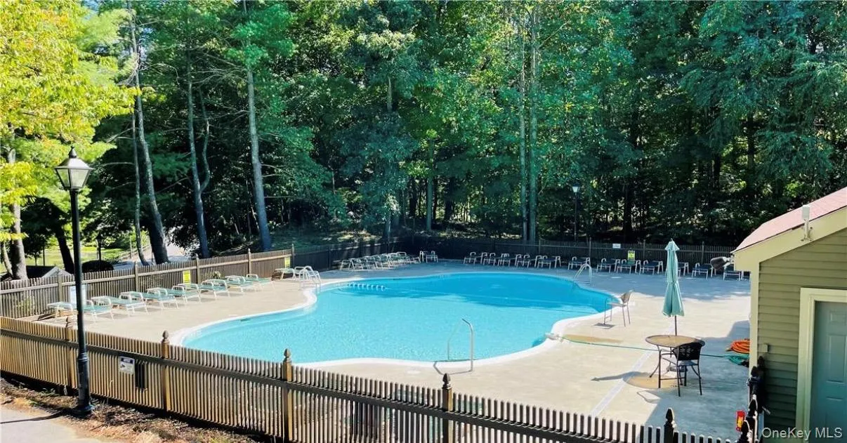 301 Kensington Way, Mount Kisco, NY, 2 Bedrooms Bedrooms, 6 Rooms Rooms,2 BathroomsBathrooms,Residential Lease,For Rent,Kensington,0,1009882 301 Kensington Way, Mount Kisco, NY, 2 Bedrooms Bedrooms, 6 Rooms Rooms,2 BathroomsBathrooms,Residential Lease,For Rent,Kensington,0,1009882
