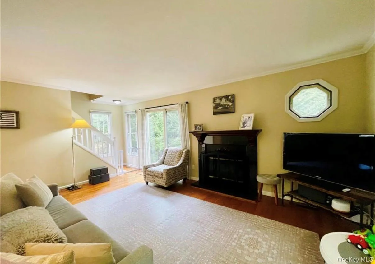 301 Kensington Way, Mount Kisco, NY, 2 Bedrooms Bedrooms, 6 Rooms Rooms,2 BathroomsBathrooms,Residential Lease,For Rent,Kensington,0,1009882 301 Kensington Way, Mount Kisco, NY, 2 Bedrooms Bedrooms, 6 Rooms Rooms,2 BathroomsBathrooms,Residential Lease,For Rent,Kensington,0,1009882