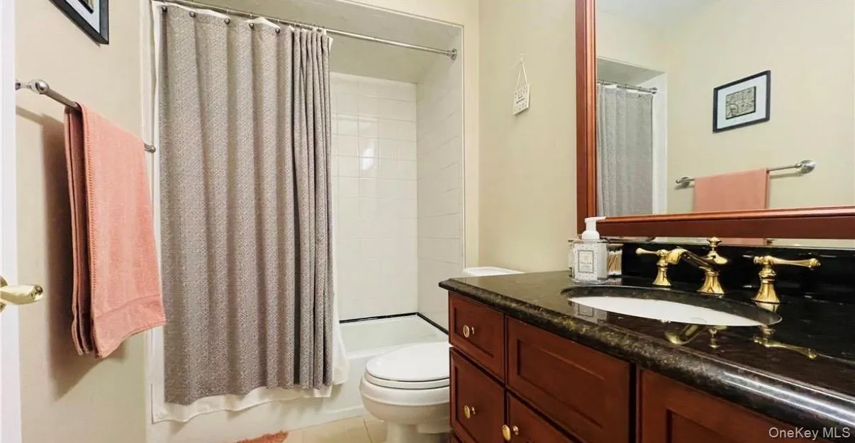 301 Kensington Way, Mount Kisco, NY, 2 Bedrooms Bedrooms, 6 Rooms Rooms,2 BathroomsBathrooms,Residential Lease,For Rent,Kensington,0,1009882 301 Kensington Way, Mount Kisco, NY, 2 Bedrooms Bedrooms, 6 Rooms Rooms,2 BathroomsBathrooms,Residential Lease,For Rent,Kensington,0,1009882