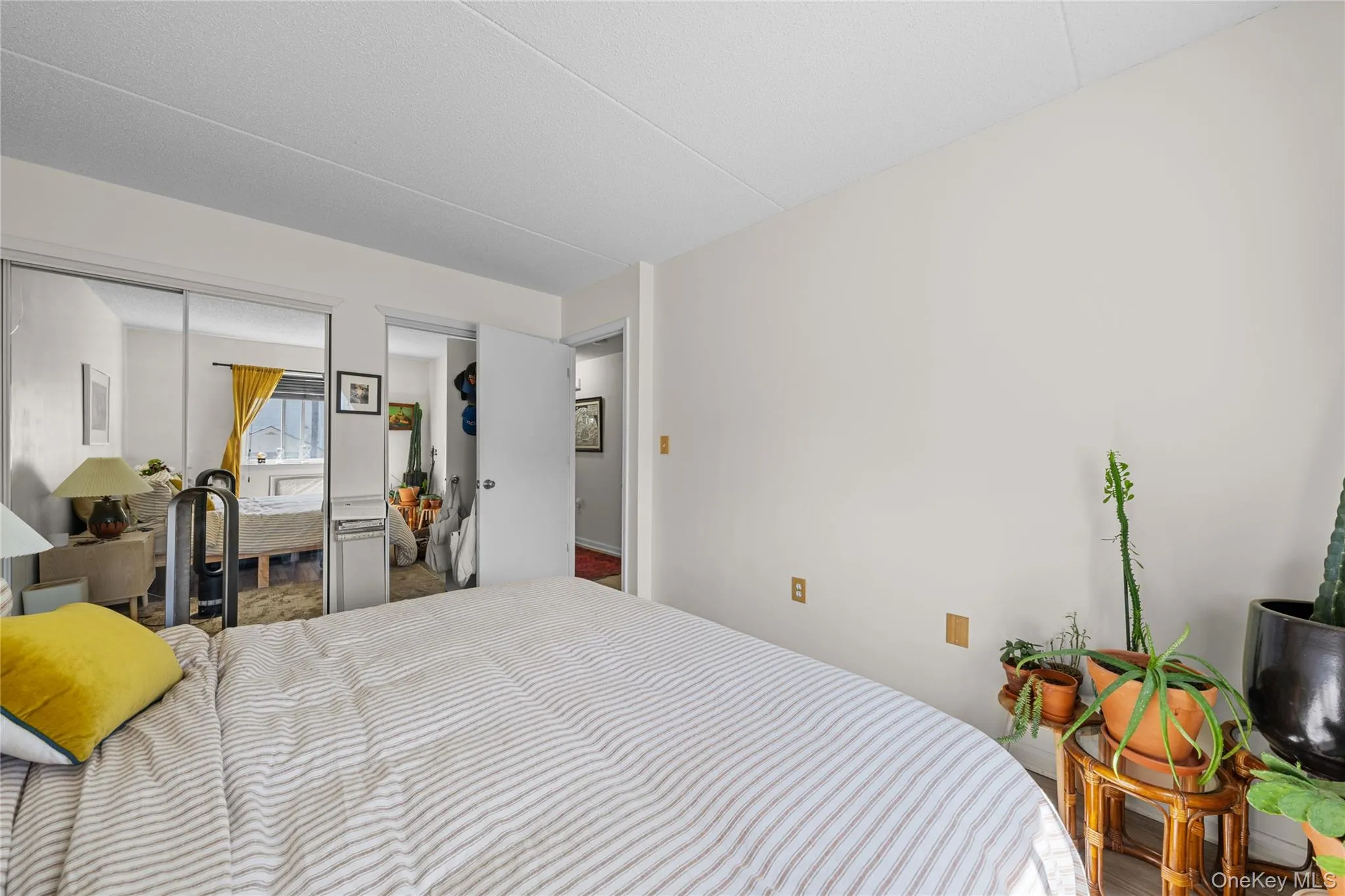 112 Beach 62nd Street, New York, NY, 2 Bedrooms Bedrooms, 4 Rooms Rooms,1 BathroomBathrooms,Residential,For Rent,Beach 62nd,0,1009898 112 Beach 62nd Street, New York, NY, 2 Bedrooms Bedrooms, 4 Rooms Rooms,1 BathroomBathrooms,Residential,For Rent,Beach 62nd,0,1009898