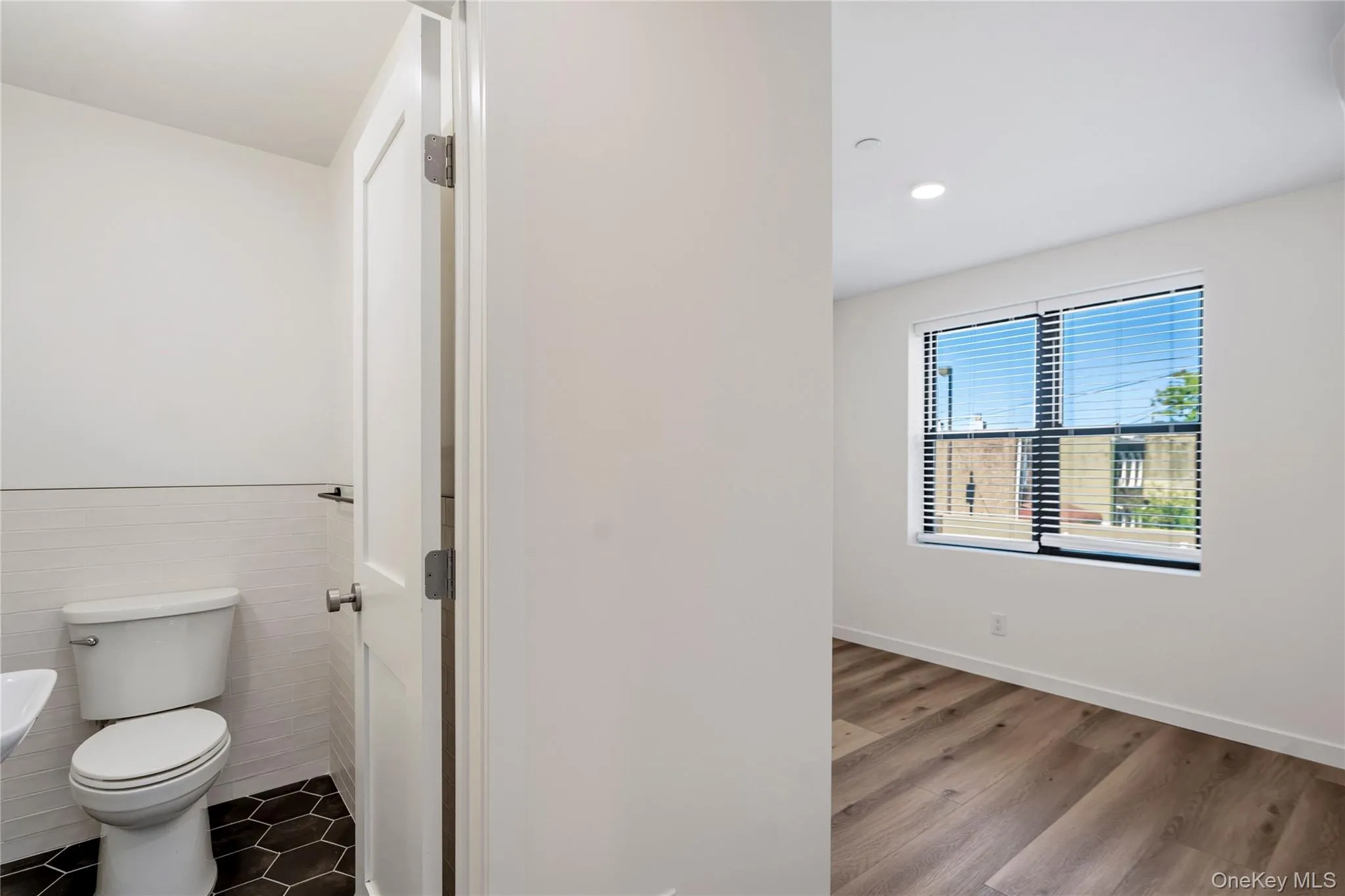 6247 60th Street, New York, NY, 3 Bedrooms Bedrooms, 6 Rooms Rooms,1 BathroomBathrooms,Residential Lease,For Rent,60th,0,1009902 6247 60th Street, New York, NY, 3 Bedrooms Bedrooms, 6 Rooms Rooms,1 BathroomBathrooms,Residential Lease,For Rent,60th,0,1009902