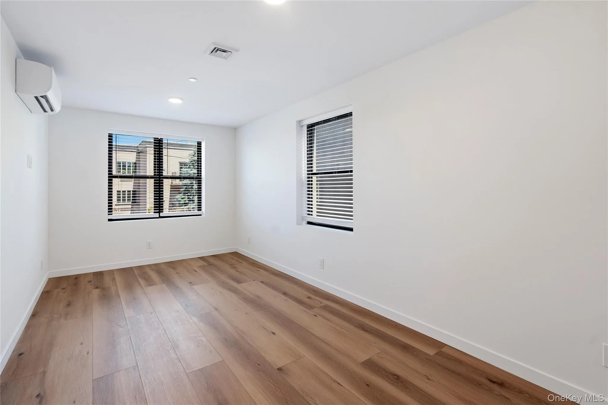 6247 60th Street, New York, NY, 3 Bedrooms Bedrooms, 6 Rooms Rooms,1 BathroomBathrooms,Residential Lease,For Rent,60th,0,1009902 6247 60th Street, New York, NY, 3 Bedrooms Bedrooms, 6 Rooms Rooms,1 BathroomBathrooms,Residential Lease,For Rent,60th,0,1009902