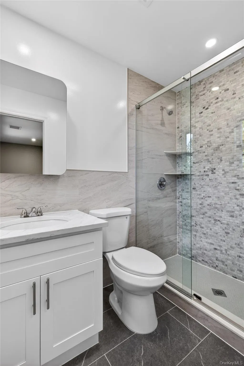 68 Cyprus Avenue, Islip, NY, 8 Bedrooms Bedrooms, 10 Rooms Rooms,5 BathroomsBathrooms,Residential,For Rent,Cyprus,0,1009904 68 Cyprus Avenue, Islip, NY, 8 Bedrooms Bedrooms, 10 Rooms Rooms,5 BathroomsBathrooms,Residential,For Rent,Cyprus,0,1009904