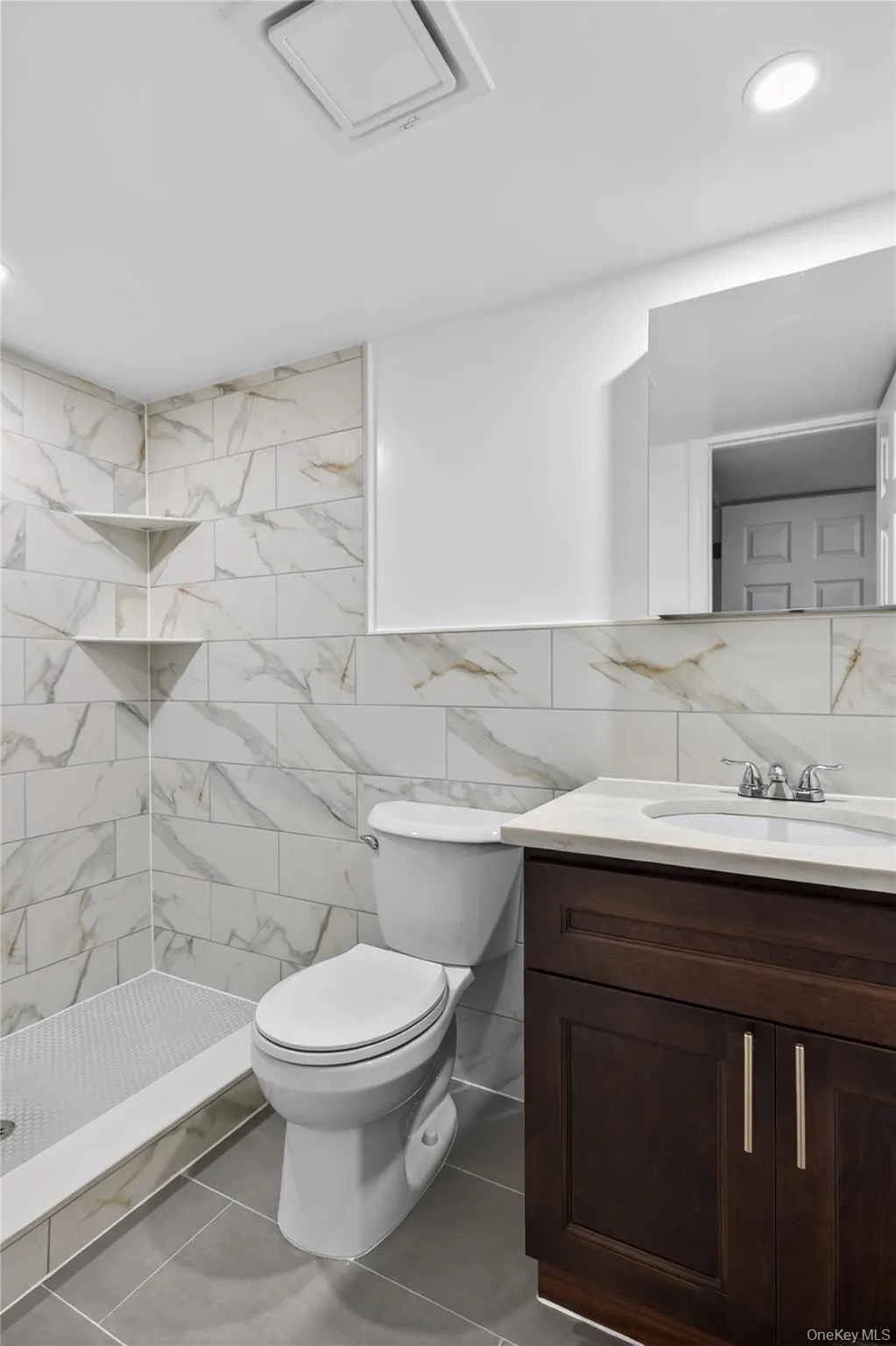 68 Cyprus Avenue, Islip, NY, 8 Bedrooms Bedrooms, 10 Rooms Rooms,5 BathroomsBathrooms,Residential,For Rent,Cyprus,0,1009904 68 Cyprus Avenue, Islip, NY, 8 Bedrooms Bedrooms, 10 Rooms Rooms,5 BathroomsBathrooms,Residential,For Rent,Cyprus,0,1009904