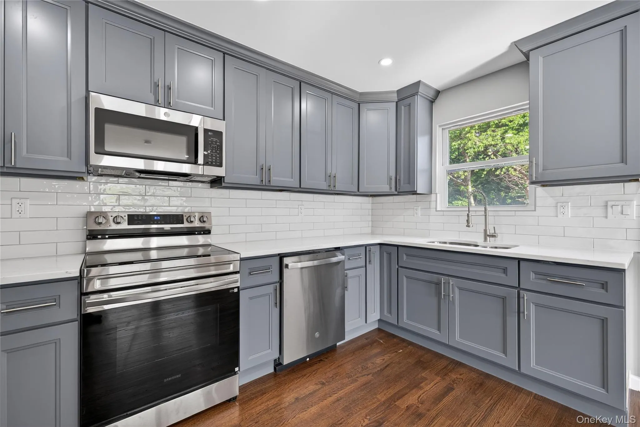 68 Cyprus Avenue, Islip, NY, 8 Bedrooms Bedrooms, 10 Rooms Rooms,5 BathroomsBathrooms,Residential,For Rent,Cyprus,0,1009904 68 Cyprus Avenue, Islip, NY, 8 Bedrooms Bedrooms, 10 Rooms Rooms,5 BathroomsBathrooms,Residential,For Rent,Cyprus,0,1009904
