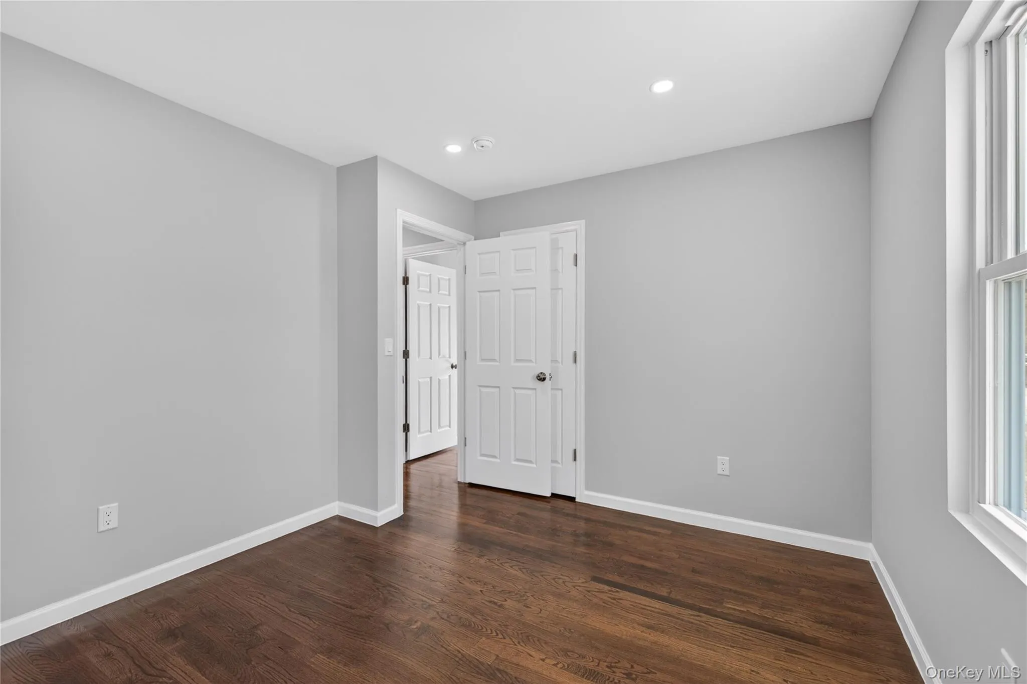 68 Cyprus Avenue, Islip, NY, 8 Bedrooms Bedrooms, 10 Rooms Rooms,5 BathroomsBathrooms,Residential,For Rent,Cyprus,0,1009904 68 Cyprus Avenue, Islip, NY, 8 Bedrooms Bedrooms, 10 Rooms Rooms,5 BathroomsBathrooms,Residential,For Rent,Cyprus,0,1009904