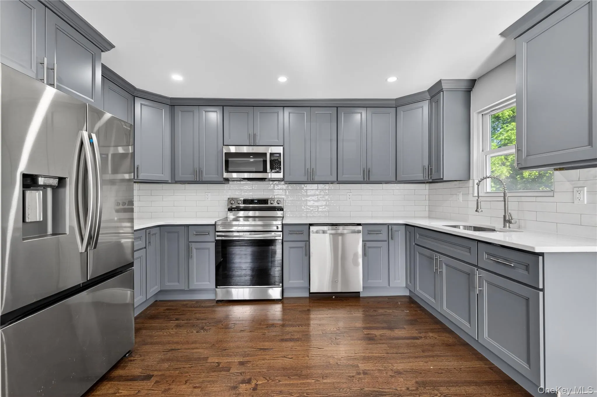68 Cyprus Avenue, Islip, NY, 8 Bedrooms Bedrooms, 10 Rooms Rooms,5 BathroomsBathrooms,Residential,For Rent,Cyprus,0,1009904 68 Cyprus Avenue, Islip, NY, 8 Bedrooms Bedrooms, 10 Rooms Rooms,5 BathroomsBathrooms,Residential,For Rent,Cyprus,0,1009904