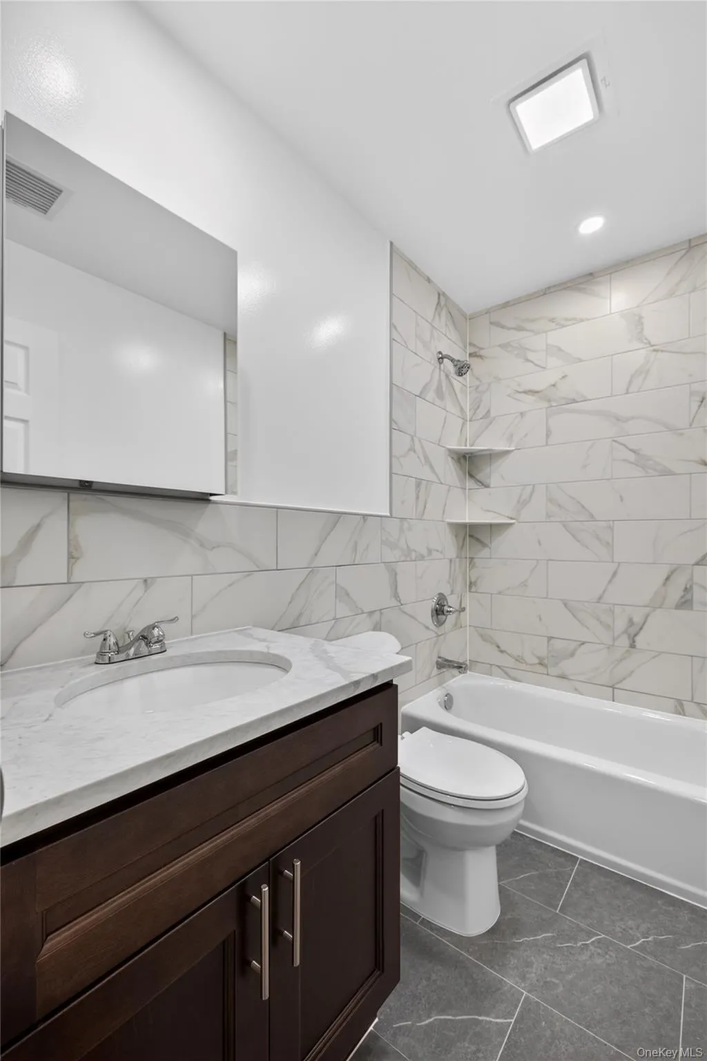 68 Cyprus Avenue, Islip, NY, 8 Bedrooms Bedrooms, 10 Rooms Rooms,5 BathroomsBathrooms,Residential,For Rent,Cyprus,0,1009904 68 Cyprus Avenue, Islip, NY, 8 Bedrooms Bedrooms, 10 Rooms Rooms,5 BathroomsBathrooms,Residential,For Rent,Cyprus,0,1009904