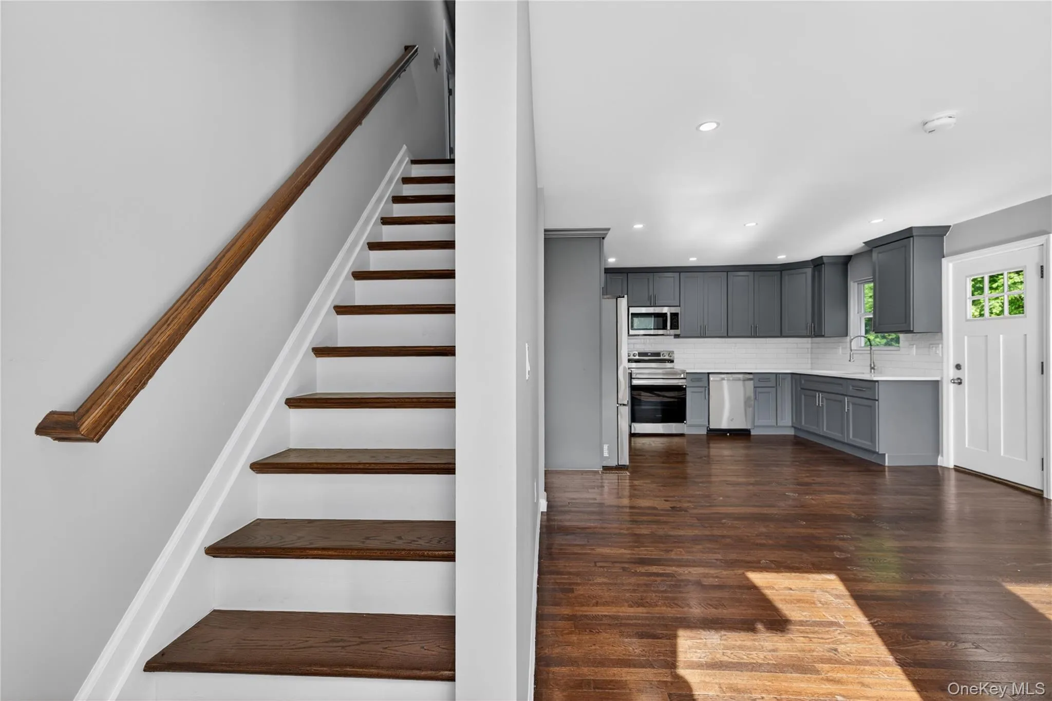 68 Cyprus Avenue, Islip, NY, 8 Bedrooms Bedrooms, 10 Rooms Rooms,5 BathroomsBathrooms,Residential,For Rent,Cyprus,0,1009904 68 Cyprus Avenue, Islip, NY, 8 Bedrooms Bedrooms, 10 Rooms Rooms,5 BathroomsBathrooms,Residential,For Rent,Cyprus,0,1009904