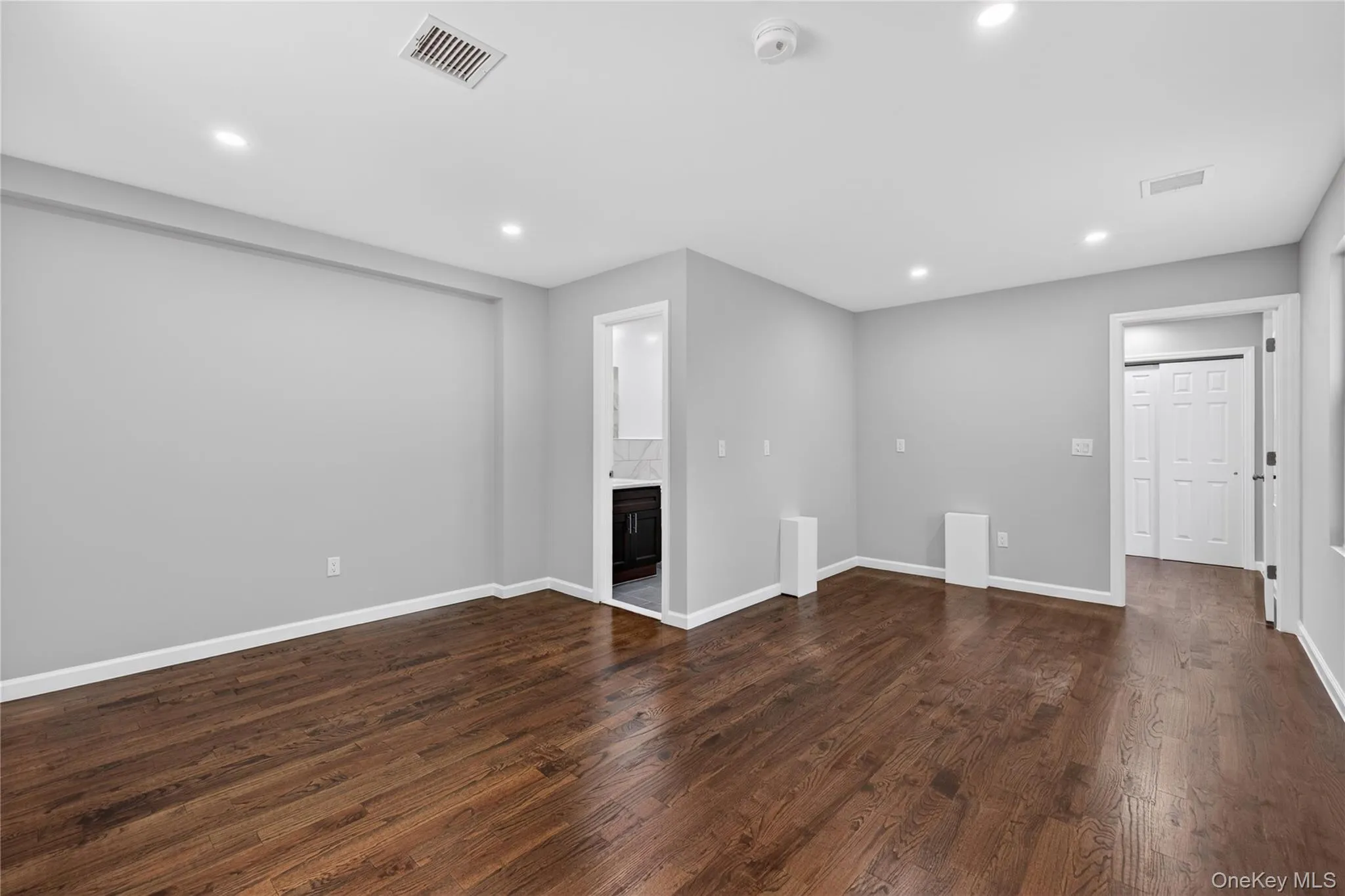 68 Cyprus Avenue, Islip, NY, 8 Bedrooms Bedrooms, 10 Rooms Rooms,5 BathroomsBathrooms,Residential,For Rent,Cyprus,0,1009904 68 Cyprus Avenue, Islip, NY, 8 Bedrooms Bedrooms, 10 Rooms Rooms,5 BathroomsBathrooms,Residential,For Rent,Cyprus,0,1009904
