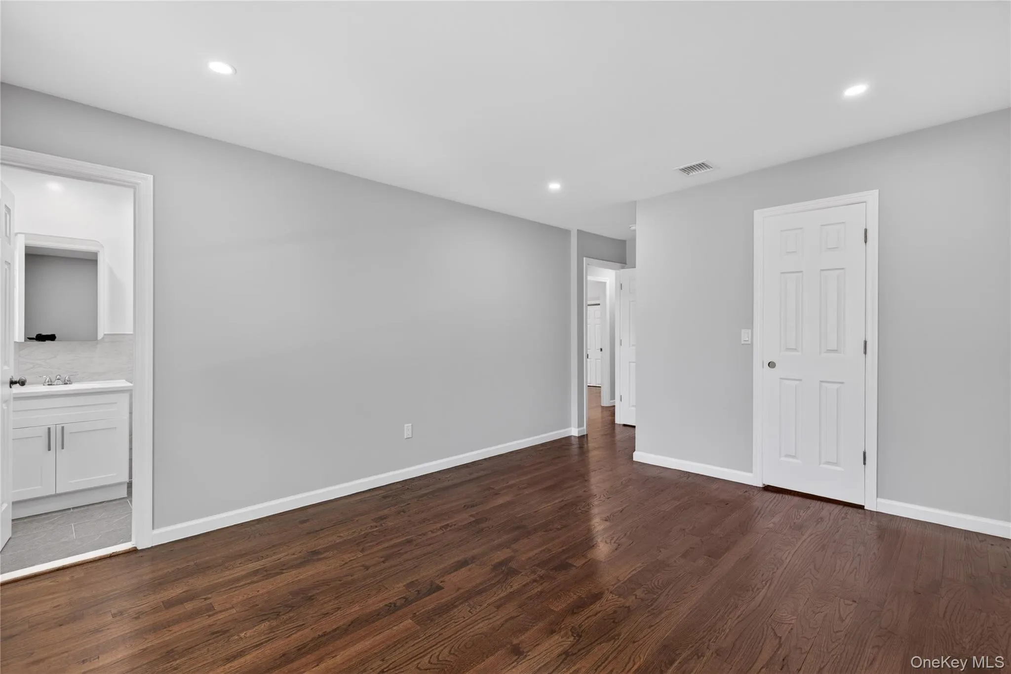 68 Cyprus Avenue, Islip, NY, 8 Bedrooms Bedrooms, 10 Rooms Rooms,5 BathroomsBathrooms,Residential,For Rent,Cyprus,0,1009904 68 Cyprus Avenue, Islip, NY, 8 Bedrooms Bedrooms, 10 Rooms Rooms,5 BathroomsBathrooms,Residential,For Rent,Cyprus,0,1009904