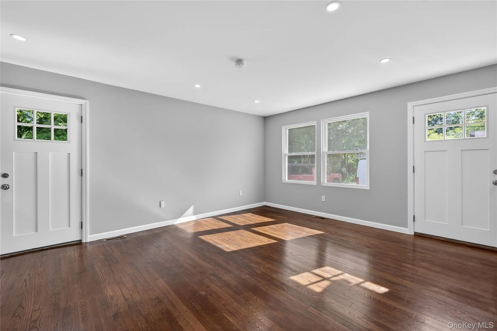 68 Cyprus Avenue, Islip, NY, 8 Bedrooms Bedrooms, 10 Rooms Rooms,5 BathroomsBathrooms,Residential,For Rent,Cyprus,0,1009904 68 Cyprus Avenue, Islip, NY, 8 Bedrooms Bedrooms, 10 Rooms Rooms,5 BathroomsBathrooms,Residential,For Rent,Cyprus,0,1009904