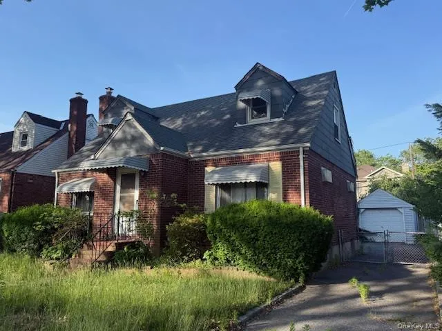38 Pearl Street, North Hempstead, NY, 4 Bedrooms Bedrooms, 8 Rooms Rooms,2 BathroomsBathrooms,Residential,For Rent,Pearl,0,1009906 38 Pearl Street, North Hempstead, NY, 4 Bedrooms Bedrooms, 8 Rooms Rooms,2 BathroomsBathrooms,Residential,For Rent,Pearl,0,1009906