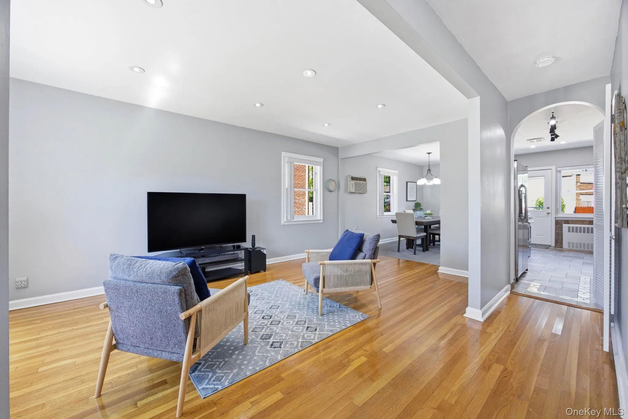 20309 48th Avenue, New York, NY, 3 Bedrooms Bedrooms, 7 Rooms Rooms,1 BathroomBathrooms,Residential,For Rent,48th,0,1009915 20309 48th Avenue, New York, NY, 3 Bedrooms Bedrooms, 7 Rooms Rooms,1 BathroomBathrooms,Residential,For Rent,48th,0,1009915