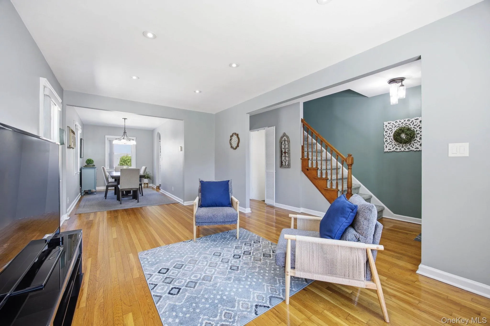 20309 48th Avenue, New York, NY, 3 Bedrooms Bedrooms, 7 Rooms Rooms,1 BathroomBathrooms,Residential,For Rent,48th,0,1009915 20309 48th Avenue, New York, NY, 3 Bedrooms Bedrooms, 7 Rooms Rooms,1 BathroomBathrooms,Residential,For Rent,48th,0,1009915