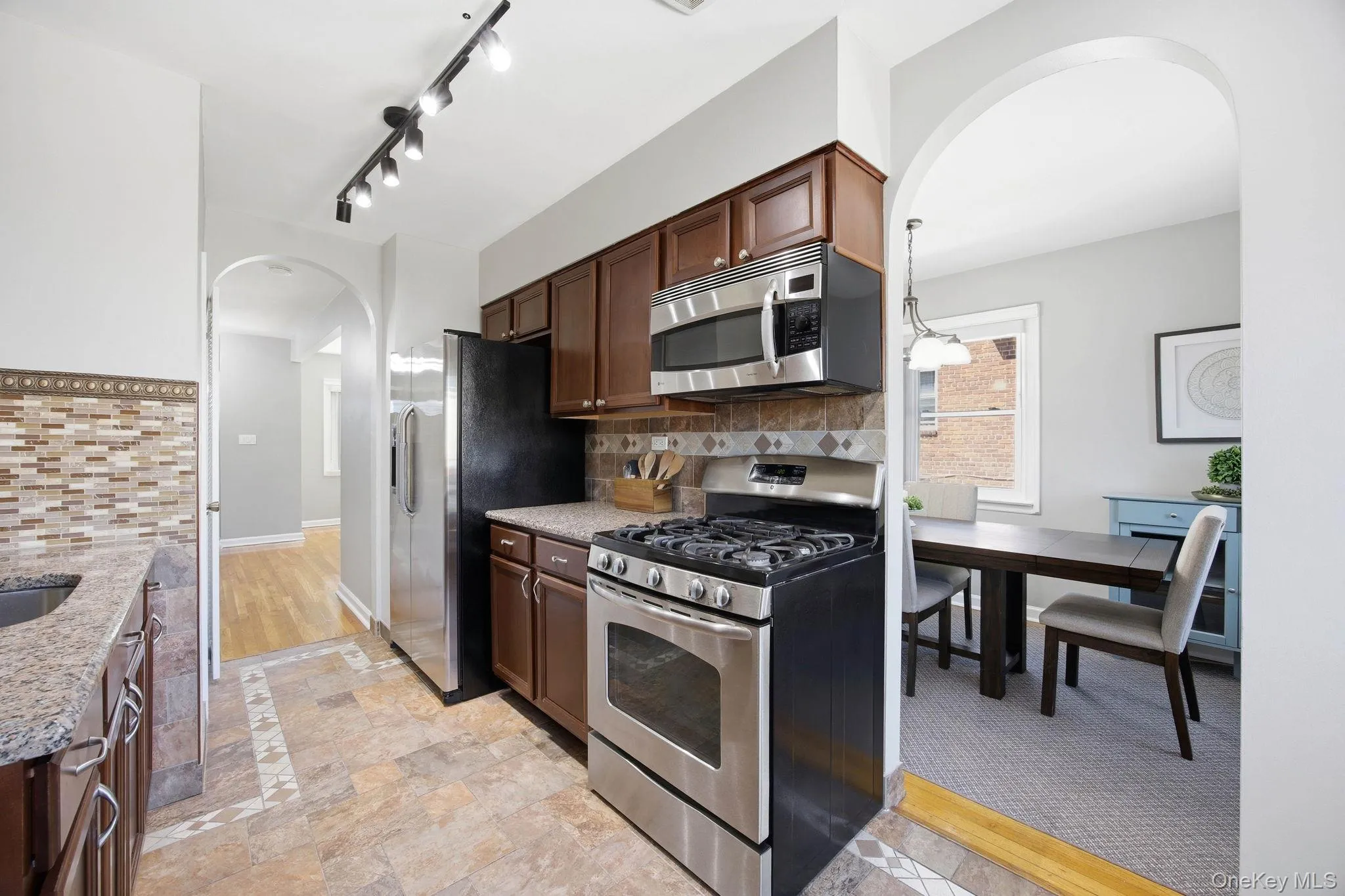 20309 48th Avenue, New York, NY, 3 Bedrooms Bedrooms, 7 Rooms Rooms,1 BathroomBathrooms,Residential,For Rent,48th,0,1009915 20309 48th Avenue, New York, NY, 3 Bedrooms Bedrooms, 7 Rooms Rooms,1 BathroomBathrooms,Residential,For Rent,48th,0,1009915