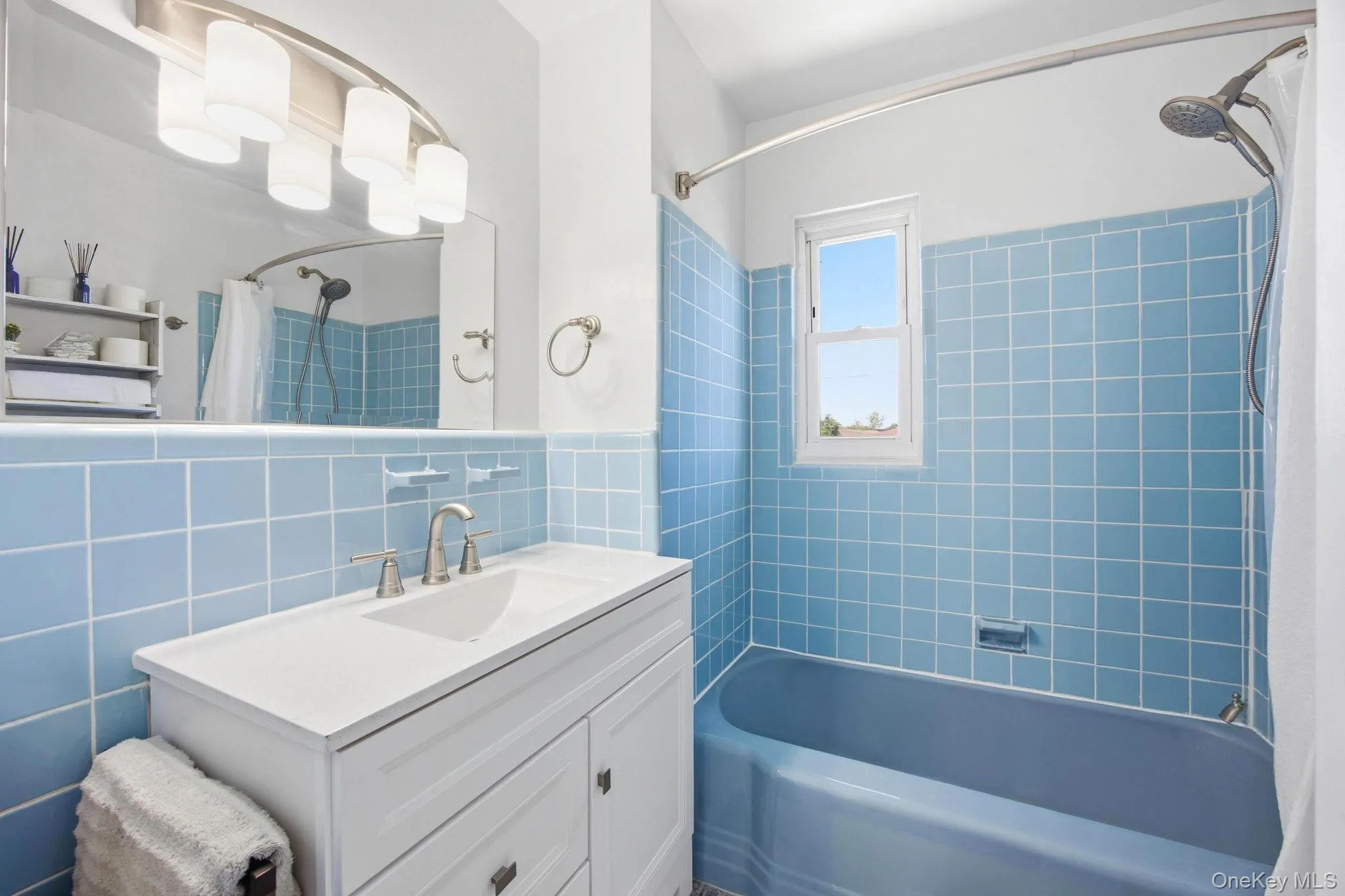 20309 48th Avenue, New York, NY, 3 Bedrooms Bedrooms, 7 Rooms Rooms,1 BathroomBathrooms,Residential,For Rent,48th,0,1009915 20309 48th Avenue, New York, NY, 3 Bedrooms Bedrooms, 7 Rooms Rooms,1 BathroomBathrooms,Residential,For Rent,48th,0,1009915