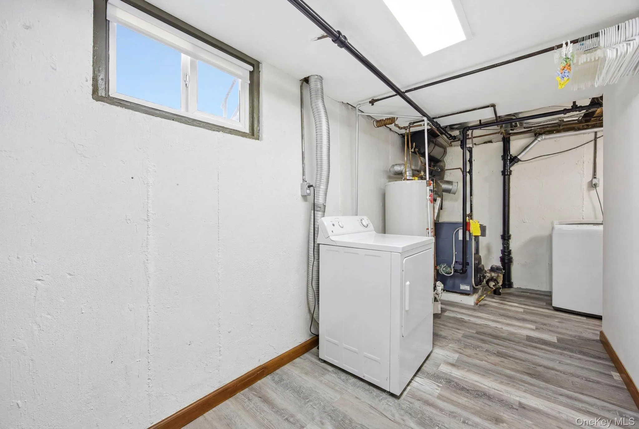 20309 48th Avenue, New York, NY, 3 Bedrooms Bedrooms, 7 Rooms Rooms,1 BathroomBathrooms,Residential,For Rent,48th,0,1009915 20309 48th Avenue, New York, NY, 3 Bedrooms Bedrooms, 7 Rooms Rooms,1 BathroomBathrooms,Residential,For Rent,48th,0,1009915