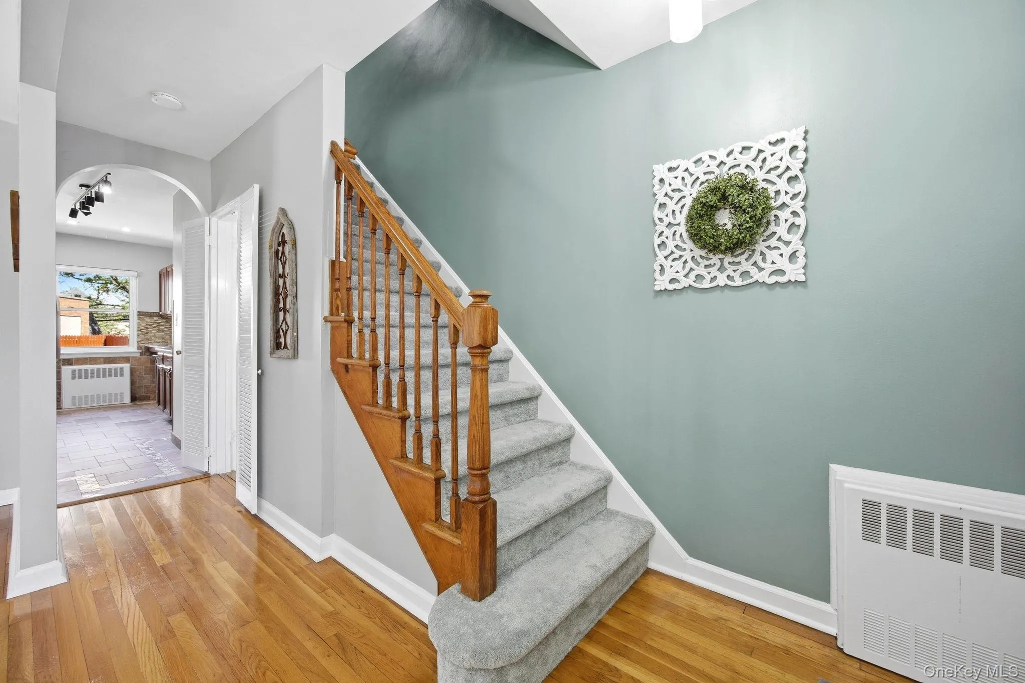 20309 48th Avenue, New York, NY, 3 Bedrooms Bedrooms, 7 Rooms Rooms,1 BathroomBathrooms,Residential,For Rent,48th,0,1009915 20309 48th Avenue, New York, NY, 3 Bedrooms Bedrooms, 7 Rooms Rooms,1 BathroomBathrooms,Residential,For Rent,48th,0,1009915