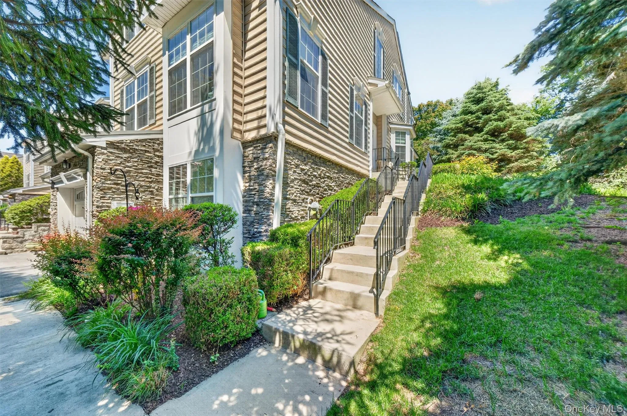 801 Huntington Drive, Fishkill, NY, 2 Bedrooms Bedrooms, 7 Rooms Rooms,3 BathroomsBathrooms,Residential,For Rent,Huntington,0,1009928 801 Huntington Drive, Fishkill, NY, 2 Bedrooms Bedrooms, 7 Rooms Rooms,3 BathroomsBathrooms,Residential,For Rent,Huntington,0,1009928