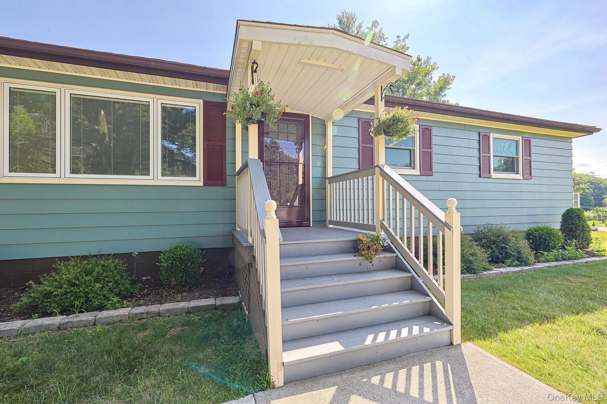 552 Lake View Terrace, Esopus, NY, 3 Bedrooms Bedrooms, 9 Rooms Rooms,2 BathroomsBathrooms,Residential,For Rent,Lake View,0,1009931 552 Lake View Terrace, Esopus, NY, 3 Bedrooms Bedrooms, 9 Rooms Rooms,2 BathroomsBathrooms,Residential,For Rent,Lake View,0,1009931