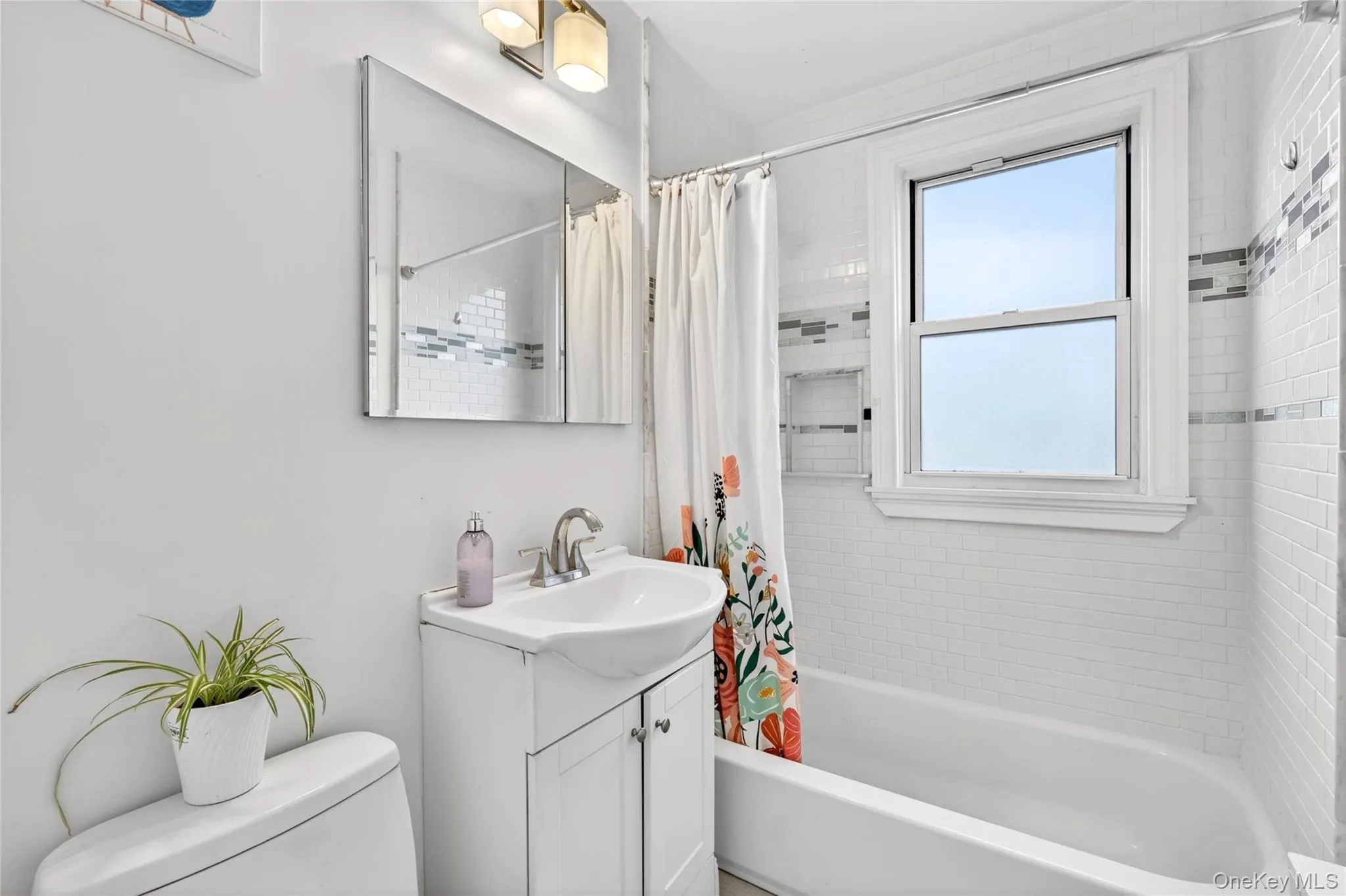 13 winchester Avenue, Yonkers, NY, 2 Bedrooms Bedrooms, 5 Rooms Rooms,1 BathroomBathrooms,Residential,For Rent,winchester,0,1009932 13 winchester Avenue, Yonkers, NY, 2 Bedrooms Bedrooms, 5 Rooms Rooms,1 BathroomBathrooms,Residential,For Rent,winchester,0,1009932