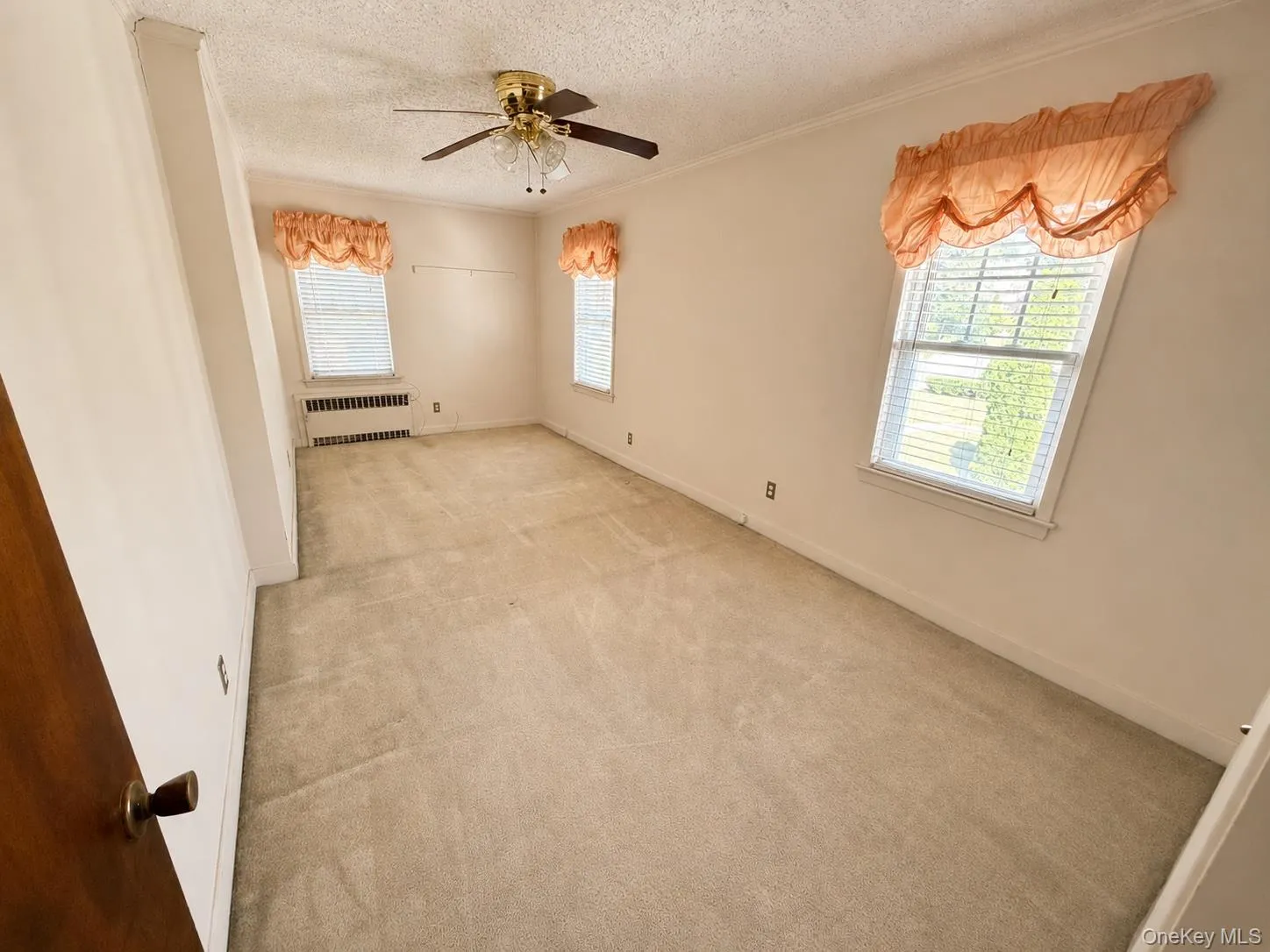 118 Gaylor Road, Eastchester, NY, 3 Bedrooms Bedrooms, 7 Rooms Rooms,1 BathroomBathrooms,Residential,For Rent,Gaylor,0,1009934 118 Gaylor Road, Eastchester, NY, 3 Bedrooms Bedrooms, 7 Rooms Rooms,1 BathroomBathrooms,Residential,For Rent,Gaylor,0,1009934