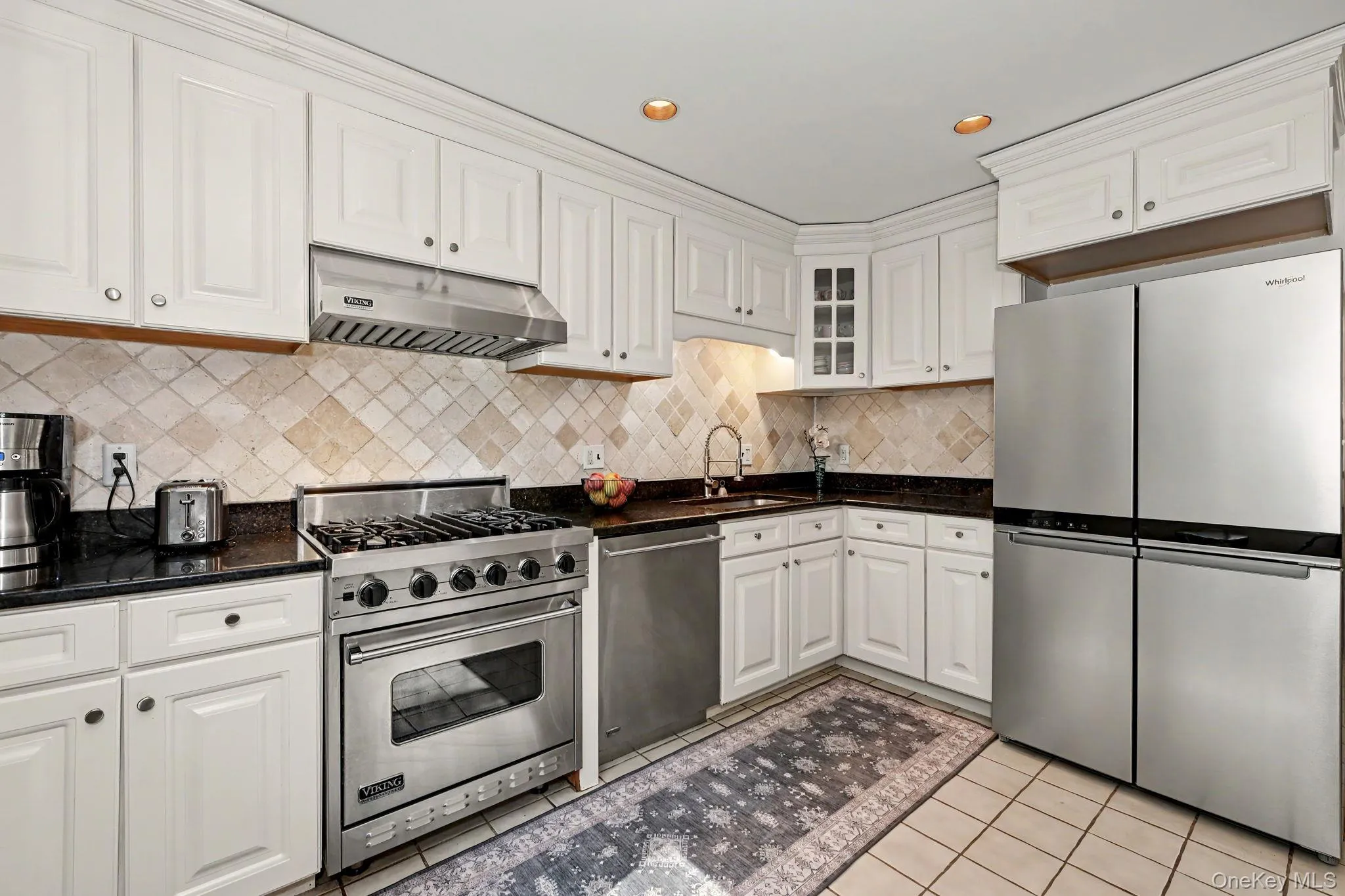 12 Lark Lane, Cortlandt, NY, 3 Bedrooms Bedrooms, 8 Rooms Rooms,2 BathroomsBathrooms,Residential,For Rent,Lark,0,1009936 12 Lark Lane, Cortlandt, NY, 3 Bedrooms Bedrooms, 8 Rooms Rooms,2 BathroomsBathrooms,Residential,For Rent,Lark,0,1009936
