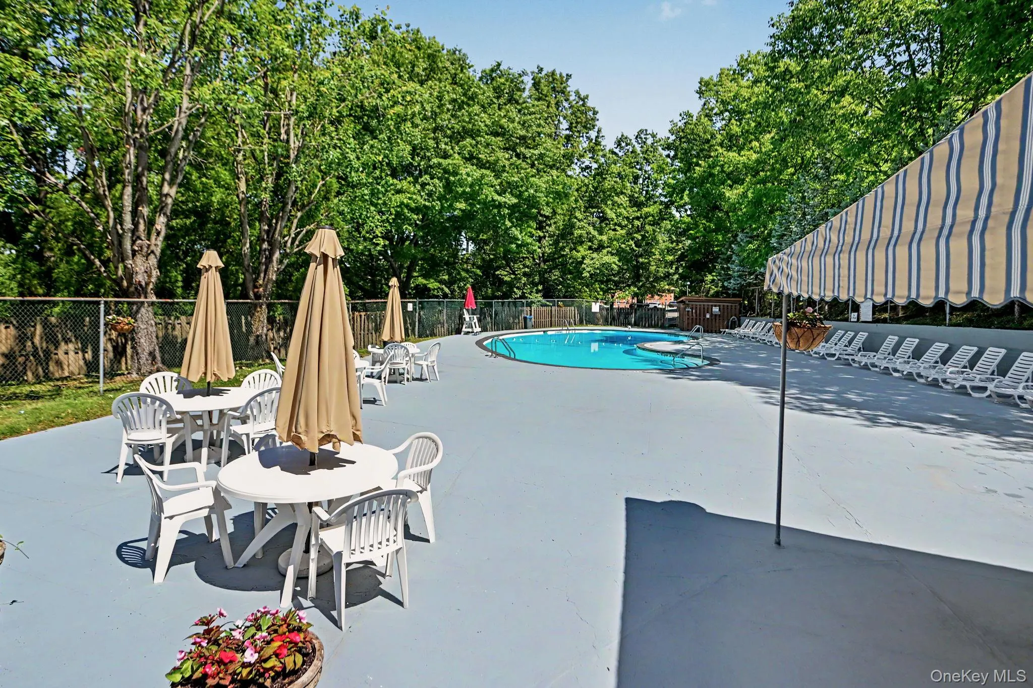 Community Pool Community Pool