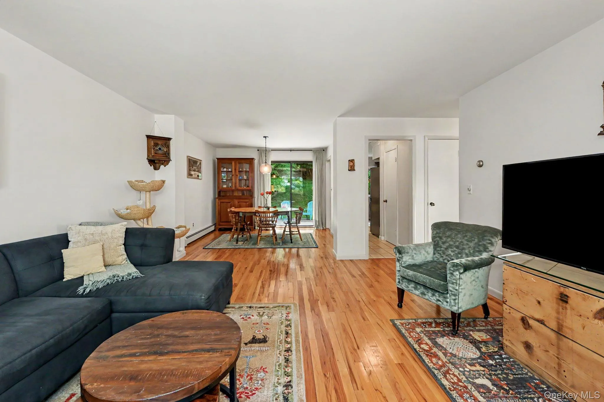 12 Lark Lane, Cortlandt, NY, 3 Bedrooms Bedrooms, 8 Rooms Rooms,2 BathroomsBathrooms,Residential,For Rent,Lark,0,1009936 12 Lark Lane, Cortlandt, NY, 3 Bedrooms Bedrooms, 8 Rooms Rooms,2 BathroomsBathrooms,Residential,For Rent,Lark,0,1009936