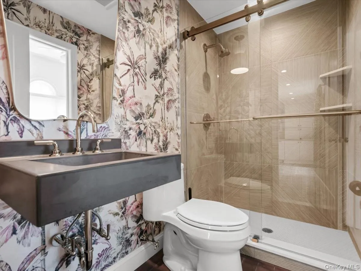 59 Franklin Place, North Hempstead, NY, 4 Bedrooms Bedrooms, 7 Rooms Rooms,3 BathroomsBathrooms,Residential,For Rent,Franklin,0,1009937 59 Franklin Place, North Hempstead, NY, 4 Bedrooms Bedrooms, 7 Rooms Rooms,3 BathroomsBathrooms,Residential,For Rent,Franklin,0,1009937