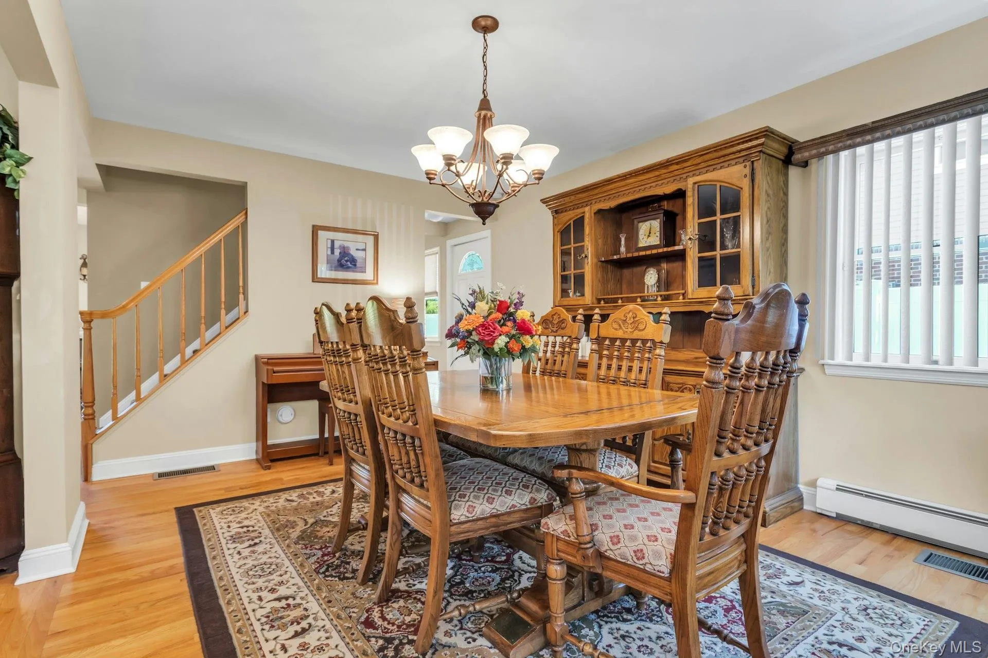 12 Pinewood Lane, North Hempstead, NY, 3 Bedrooms Bedrooms, 7 Rooms Rooms,2 BathroomsBathrooms,Residential,For Rent,Pinewood,0,1009944 12 Pinewood Lane, North Hempstead, NY, 3 Bedrooms Bedrooms, 7 Rooms Rooms,2 BathroomsBathrooms,Residential,For Rent,Pinewood,0,1009944