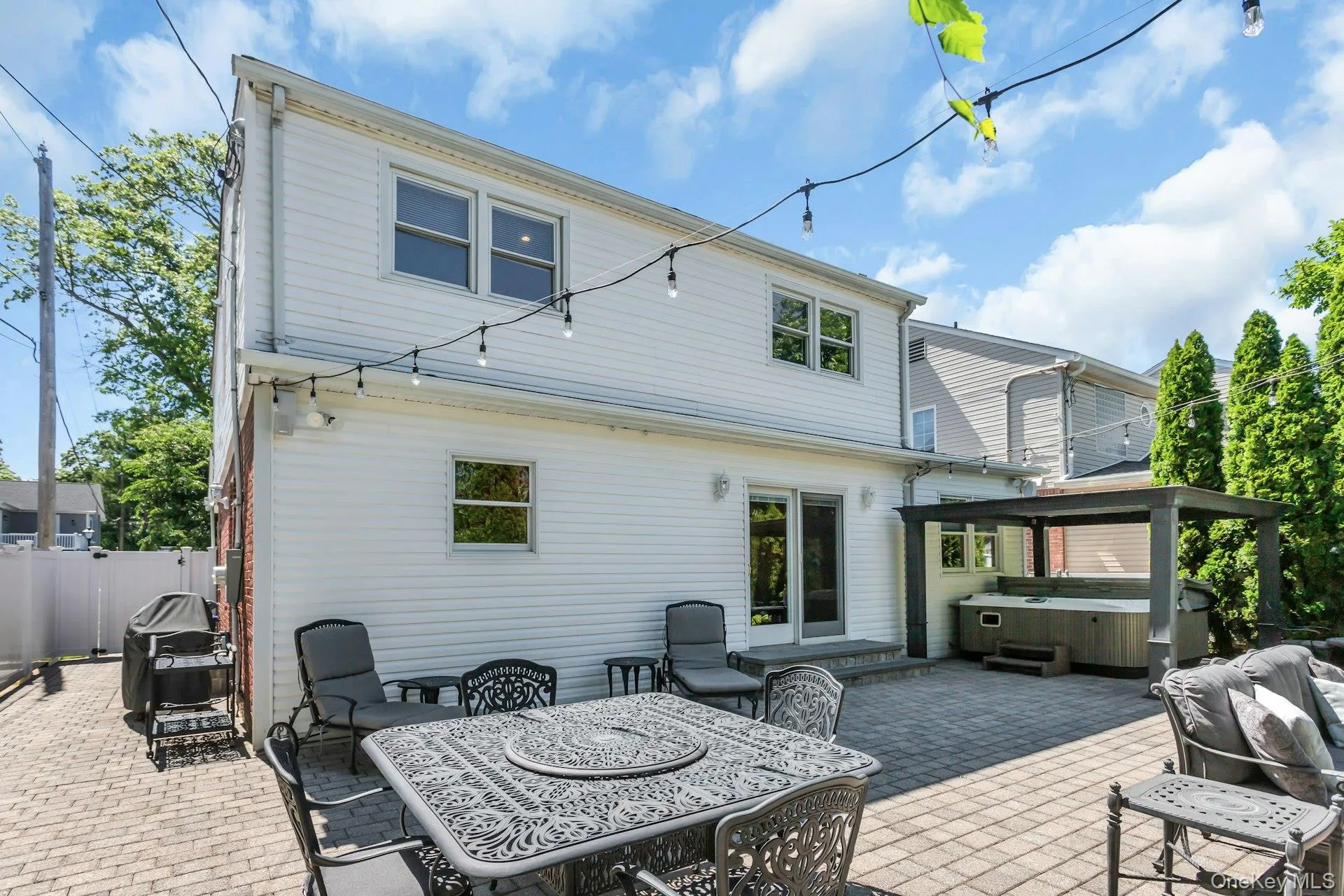 12 Pinewood Lane, North Hempstead, NY, 3 Bedrooms Bedrooms, 7 Rooms Rooms,2 BathroomsBathrooms,Residential,For Rent,Pinewood,0,1009944 12 Pinewood Lane, North Hempstead, NY, 3 Bedrooms Bedrooms, 7 Rooms Rooms,2 BathroomsBathrooms,Residential,For Rent,Pinewood,0,1009944