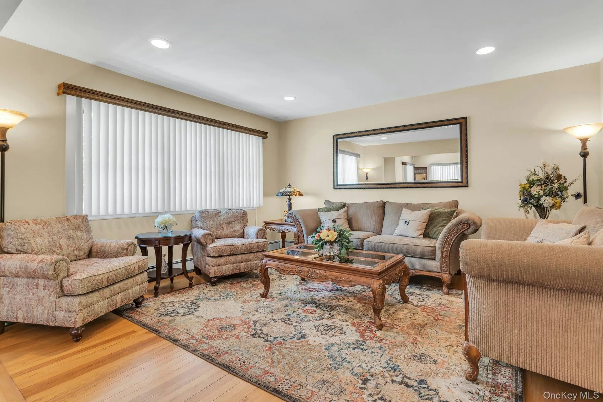 12 Pinewood Lane, North Hempstead, NY, 3 Bedrooms Bedrooms, 7 Rooms Rooms,2 BathroomsBathrooms,Residential,For Rent,Pinewood,0,1009944 12 Pinewood Lane, North Hempstead, NY, 3 Bedrooms Bedrooms, 7 Rooms Rooms,2 BathroomsBathrooms,Residential,For Rent,Pinewood,0,1009944