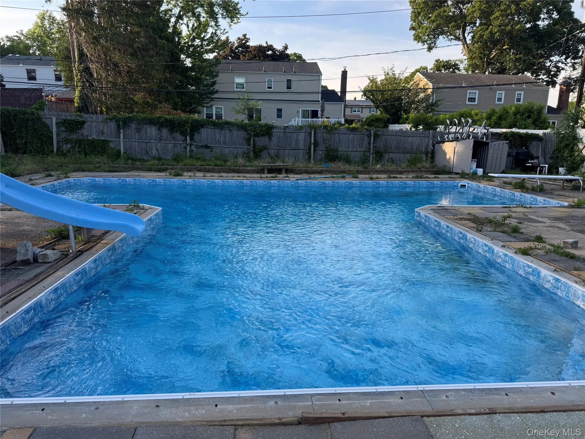 639 Townline Road, Smithtown, NY, 5 Bedrooms Bedrooms, 10 Rooms Rooms,3 BathroomsBathrooms,Residential Lease,For Rent,Townline,0,1009945 639 Townline Road, Smithtown, NY, 5 Bedrooms Bedrooms, 10 Rooms Rooms,3 BathroomsBathrooms,Residential Lease,For Rent,Townline,0,1009945