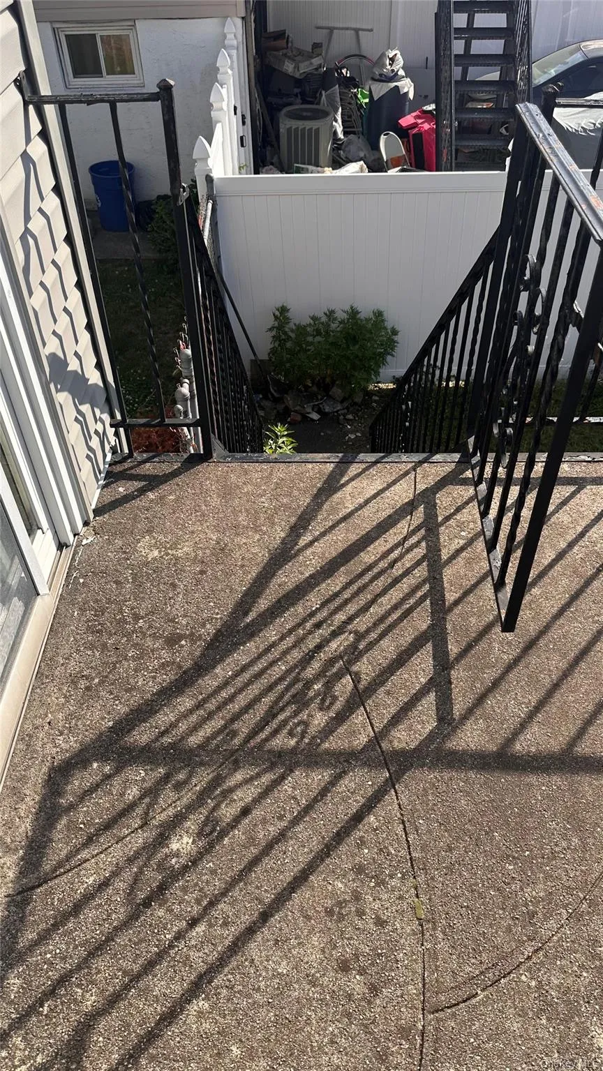 10565 Avenue L, New York, NY, 3 Bedrooms Bedrooms, 8 Rooms Rooms,2 BathroomsBathrooms,Residential,For Rent,Avenue L,0,1009946 10565 Avenue L, New York, NY, 3 Bedrooms Bedrooms, 8 Rooms Rooms,2 BathroomsBathrooms,Residential,For Rent,Avenue L,0,1009946