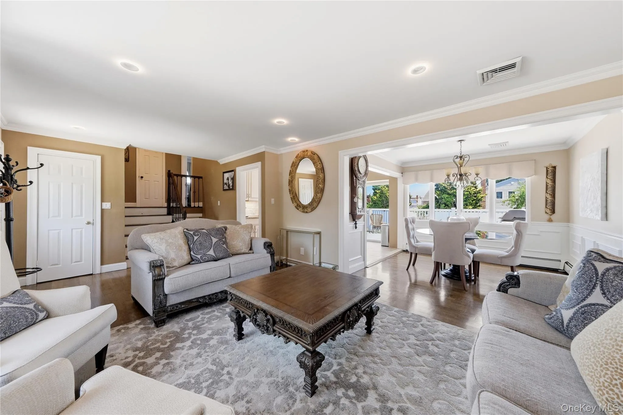 453 2nd Avenue, Oyster Bay, NY, 3 Bedrooms Bedrooms, 9 Rooms Rooms,2 BathroomsBathrooms,Residential,For Rent,2nd,0,1009951 453 2nd Avenue, Oyster Bay, NY, 3 Bedrooms Bedrooms, 9 Rooms Rooms,2 BathroomsBathrooms,Residential,For Rent,2nd,0,1009951