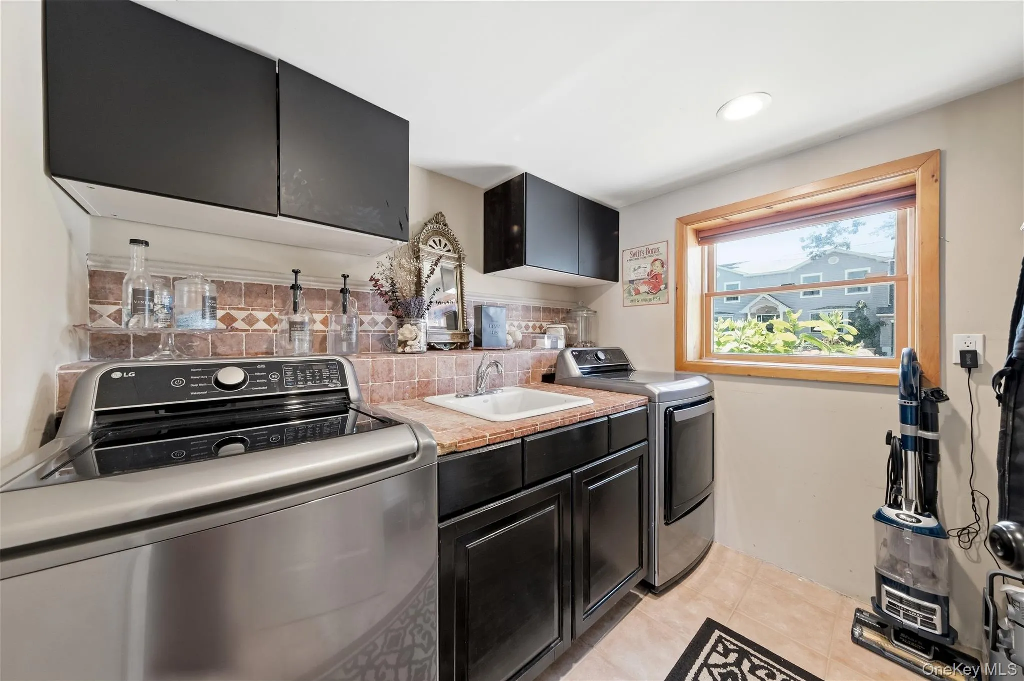 453 2nd Avenue, Oyster Bay, NY, 3 Bedrooms Bedrooms, 9 Rooms Rooms,2 BathroomsBathrooms,Residential,For Rent,2nd,0,1009951 453 2nd Avenue, Oyster Bay, NY, 3 Bedrooms Bedrooms, 9 Rooms Rooms,2 BathroomsBathrooms,Residential,For Rent,2nd,0,1009951
