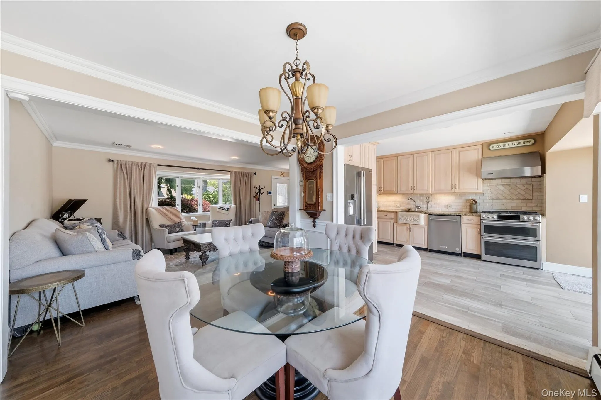 453 2nd Avenue, Oyster Bay, NY, 3 Bedrooms Bedrooms, 9 Rooms Rooms,2 BathroomsBathrooms,Residential,For Rent,2nd,0,1009951 453 2nd Avenue, Oyster Bay, NY, 3 Bedrooms Bedrooms, 9 Rooms Rooms,2 BathroomsBathrooms,Residential,For Rent,2nd,0,1009951
