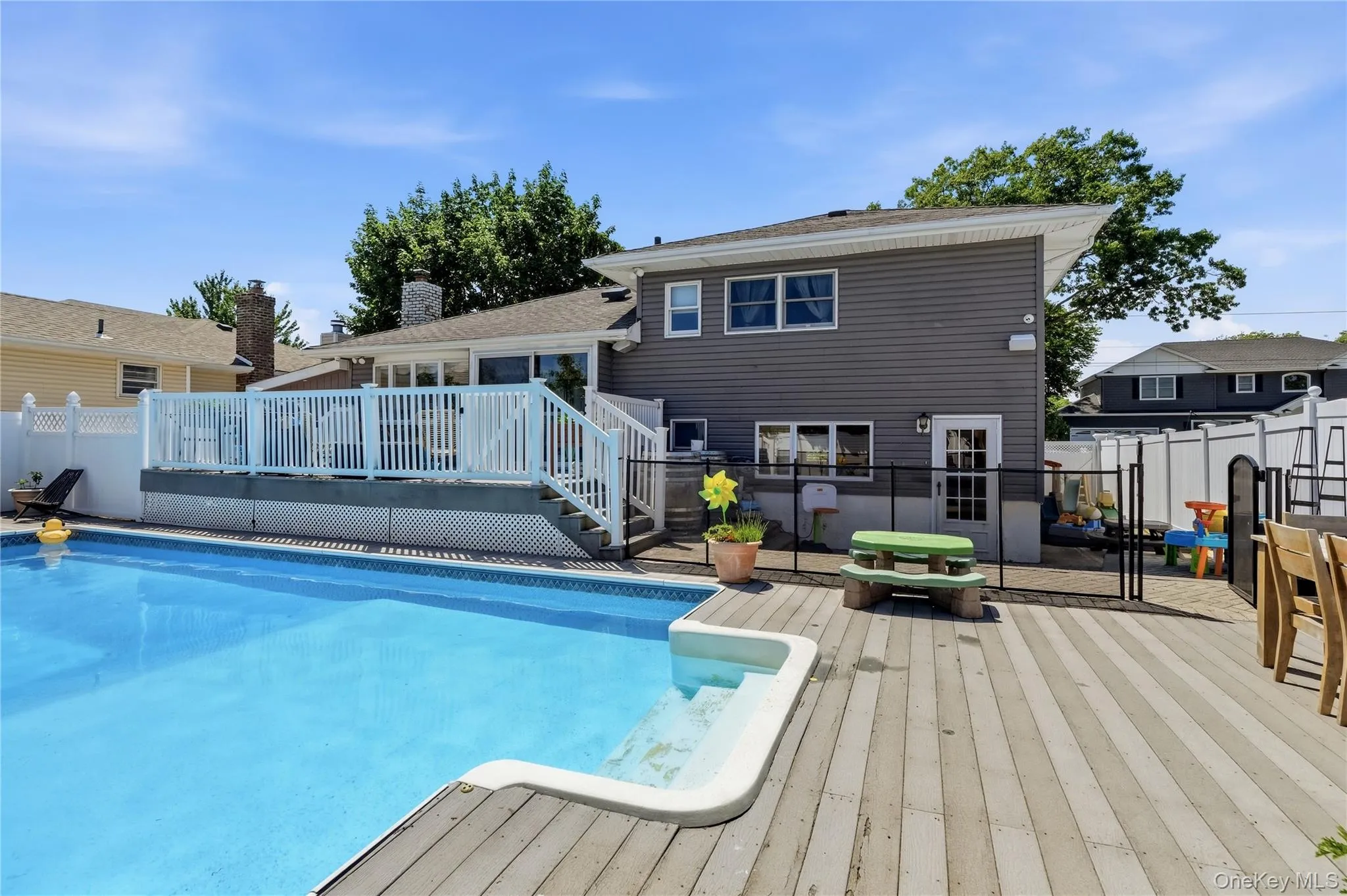 453 2nd Avenue, Oyster Bay, NY, 3 Bedrooms Bedrooms, 9 Rooms Rooms,2 BathroomsBathrooms,Residential,For Rent,2nd,0,1009951 453 2nd Avenue, Oyster Bay, NY, 3 Bedrooms Bedrooms, 9 Rooms Rooms,2 BathroomsBathrooms,Residential,For Rent,2nd,0,1009951