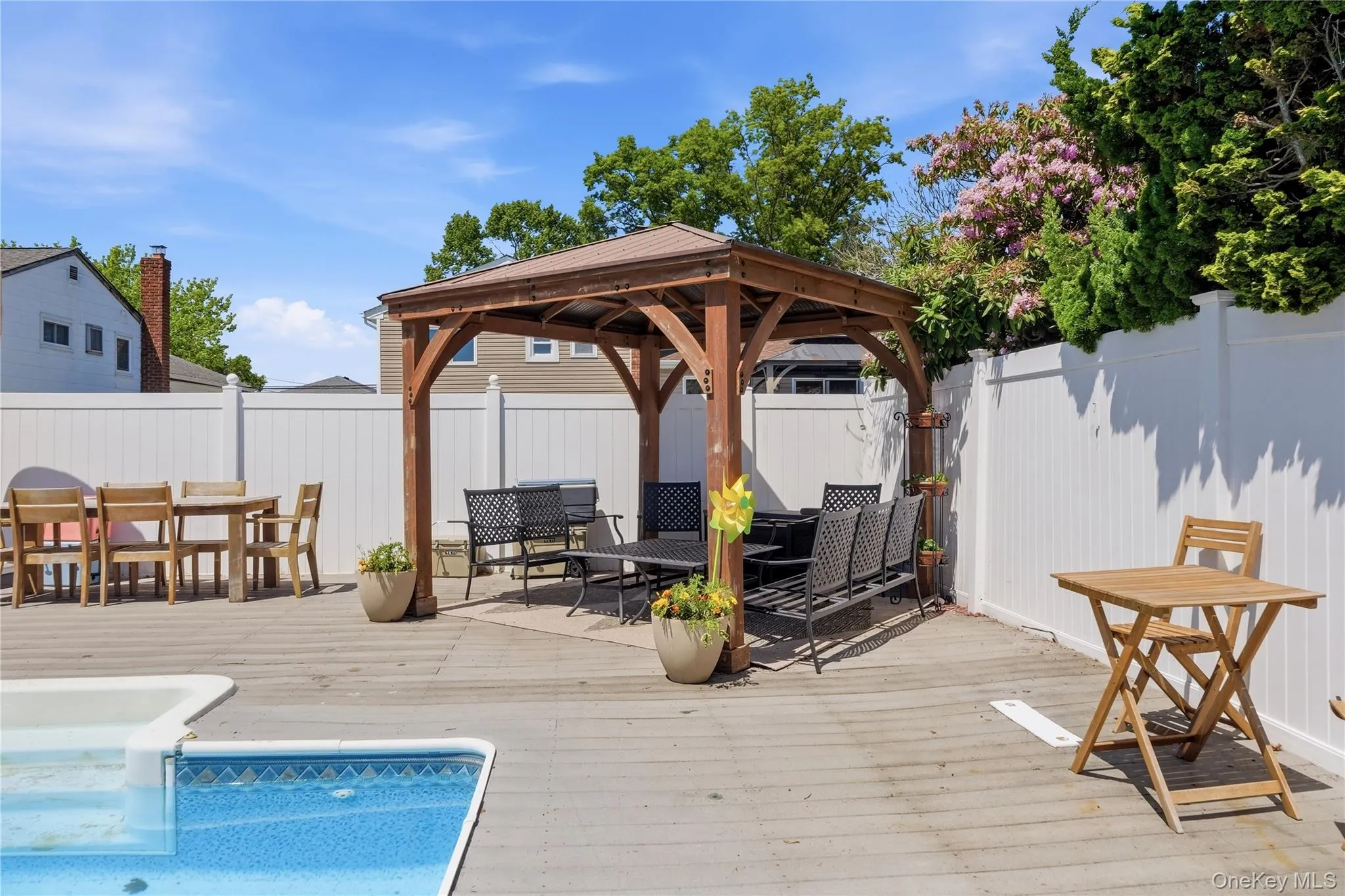 453 2nd Avenue, Oyster Bay, NY, 3 Bedrooms Bedrooms, 9 Rooms Rooms,2 BathroomsBathrooms,Residential,For Rent,2nd,0,1009951 453 2nd Avenue, Oyster Bay, NY, 3 Bedrooms Bedrooms, 9 Rooms Rooms,2 BathroomsBathrooms,Residential,For Rent,2nd,0,1009951