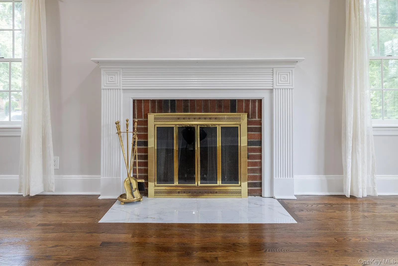 Living room fire place Living room fire place