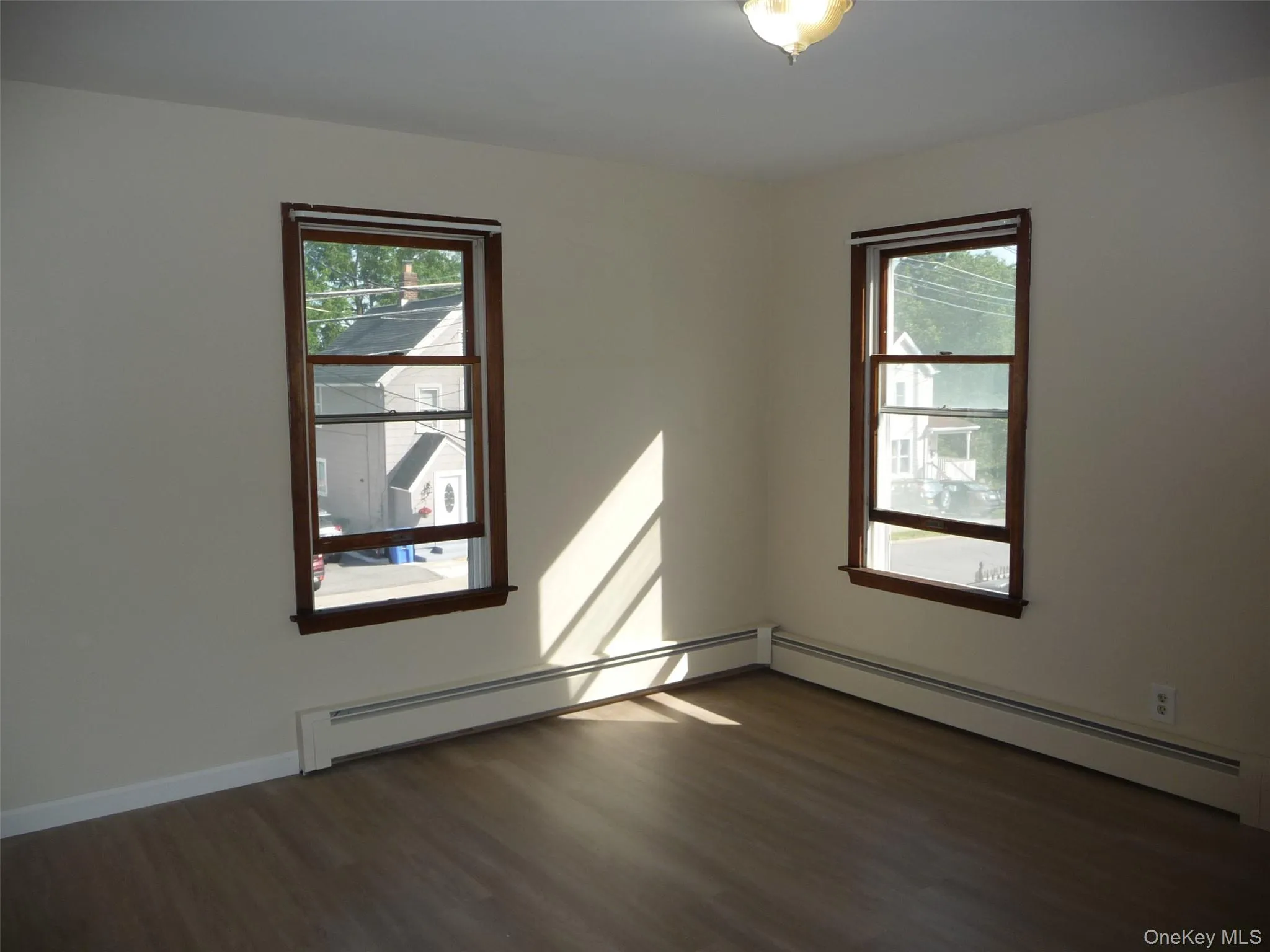 27 Oliver Avenue, Middletown, NY, 3 Bedrooms Bedrooms, 7 Rooms Rooms,1 BathroomBathrooms,Residential Lease,For Rent,Oliver,0,1009956 27 Oliver Avenue, Middletown, NY, 3 Bedrooms Bedrooms, 7 Rooms Rooms,1 BathroomBathrooms,Residential Lease,For Rent,Oliver,0,1009956