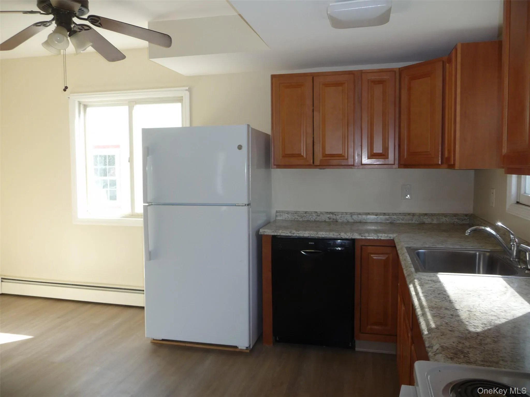 27 Oliver Avenue, Middletown, NY, 3 Bedrooms Bedrooms, 7 Rooms Rooms,1 BathroomBathrooms,Residential Lease,For Rent,Oliver,0,1009956 27 Oliver Avenue, Middletown, NY, 3 Bedrooms Bedrooms, 7 Rooms Rooms,1 BathroomBathrooms,Residential Lease,For Rent,Oliver,0,1009956