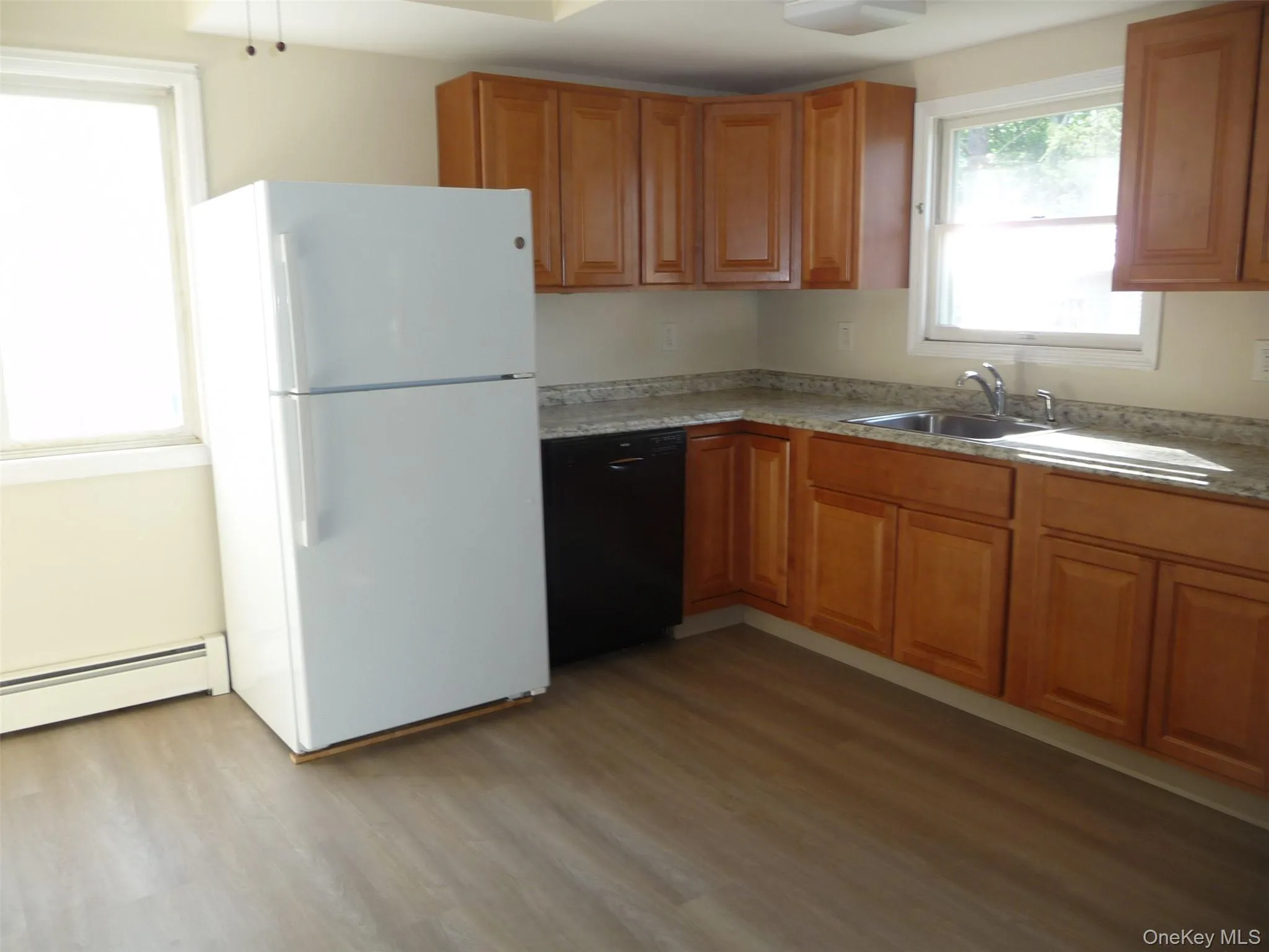 27 Oliver Avenue, Middletown, NY, 3 Bedrooms Bedrooms, 7 Rooms Rooms,1 BathroomBathrooms,Residential Lease,For Rent,Oliver,0,1009956 27 Oliver Avenue, Middletown, NY, 3 Bedrooms Bedrooms, 7 Rooms Rooms,1 BathroomBathrooms,Residential Lease,For Rent,Oliver,0,1009956