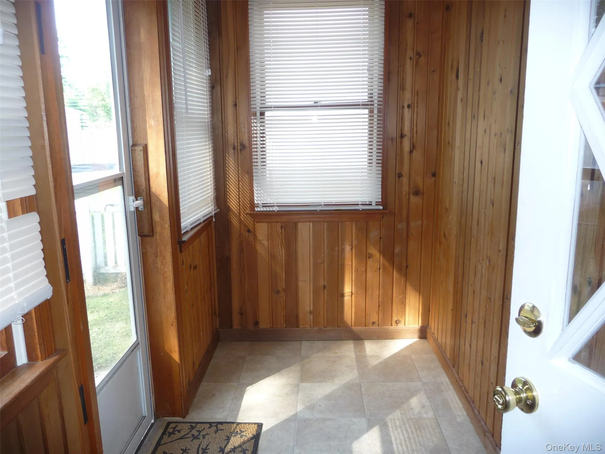 27 Oliver Avenue, Middletown, NY, 3 Bedrooms Bedrooms, 7 Rooms Rooms,1 BathroomBathrooms,Residential Lease,For Rent,Oliver,0,1009956 27 Oliver Avenue, Middletown, NY, 3 Bedrooms Bedrooms, 7 Rooms Rooms,1 BathroomBathrooms,Residential Lease,For Rent,Oliver,0,1009956