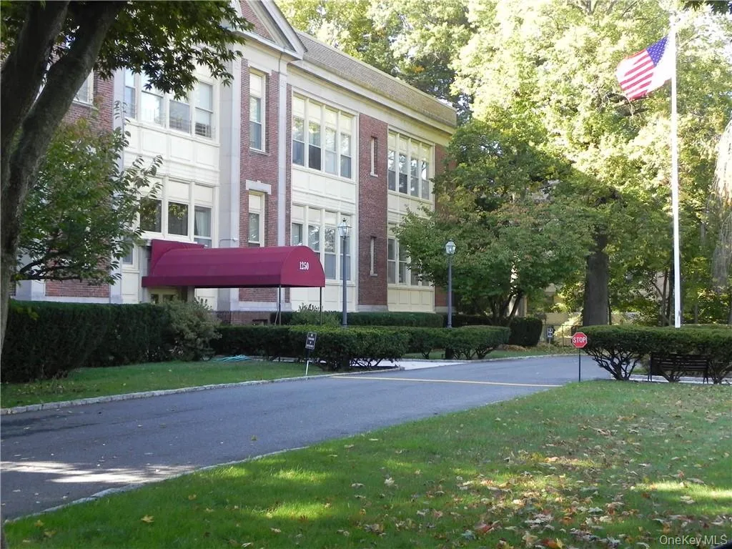 1250 North Avenue, New Rochelle, NY, 1 Bedroom Bedrooms, 3 Rooms Rooms,1 BathroomBathrooms,Residential Lease,For Rent,North,0,1009960 1250 North Avenue, New Rochelle, NY, 1 Bedroom Bedrooms, 3 Rooms Rooms,1 BathroomBathrooms,Residential Lease,For Rent,North,0,1009960