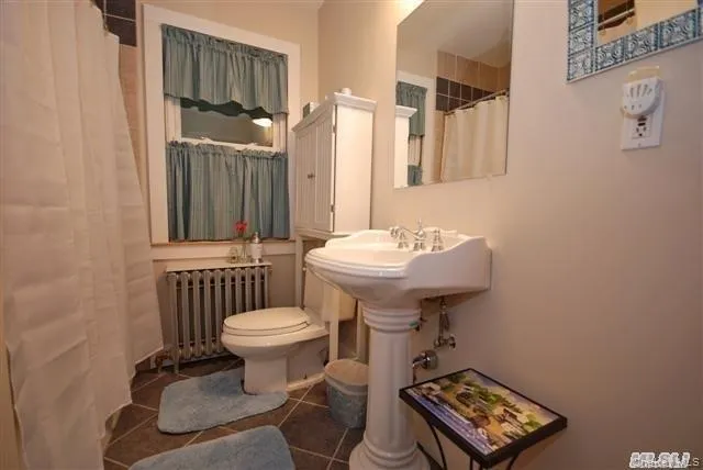 7 Aberdeen Drive, Huntington, NY, 2 Bedrooms Bedrooms, 6 Rooms Rooms,1 BathroomBathrooms,Residential Lease,For Rent,Aberdeen,0,1009961 7 Aberdeen Drive, Huntington, NY, 2 Bedrooms Bedrooms, 6 Rooms Rooms,1 BathroomBathrooms,Residential Lease,For Rent,Aberdeen,0,1009961