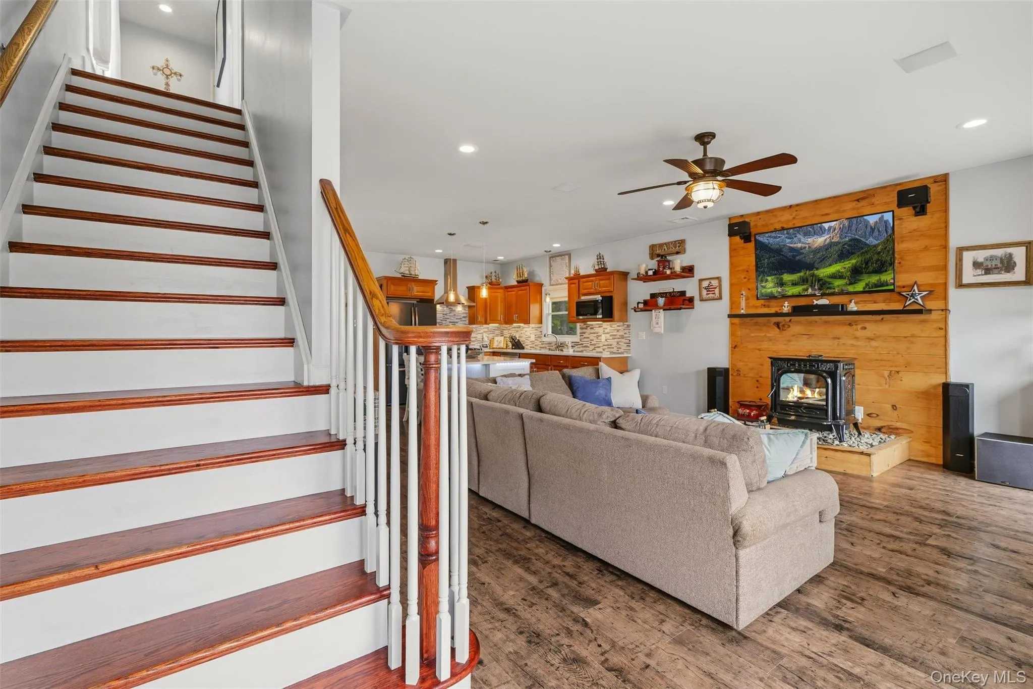 25 Cove Road, Warwick (town), NY, 3 Bedrooms Bedrooms, 12 Rooms Rooms,2 BathroomsBathrooms,Residential,For Rent,Cove,0,1009962 25 Cove Road, Warwick (town), NY, 3 Bedrooms Bedrooms, 12 Rooms Rooms,2 BathroomsBathrooms,Residential,For Rent,Cove,0,1009962